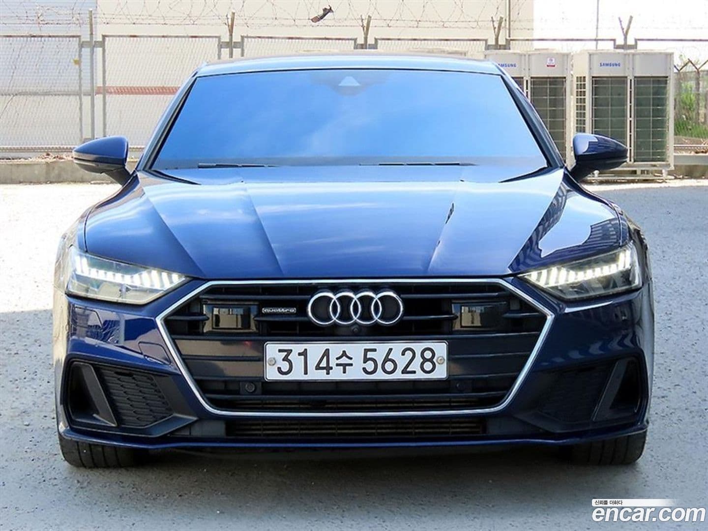 Main__Slider__Photo:A7 Audi 2020.4-0