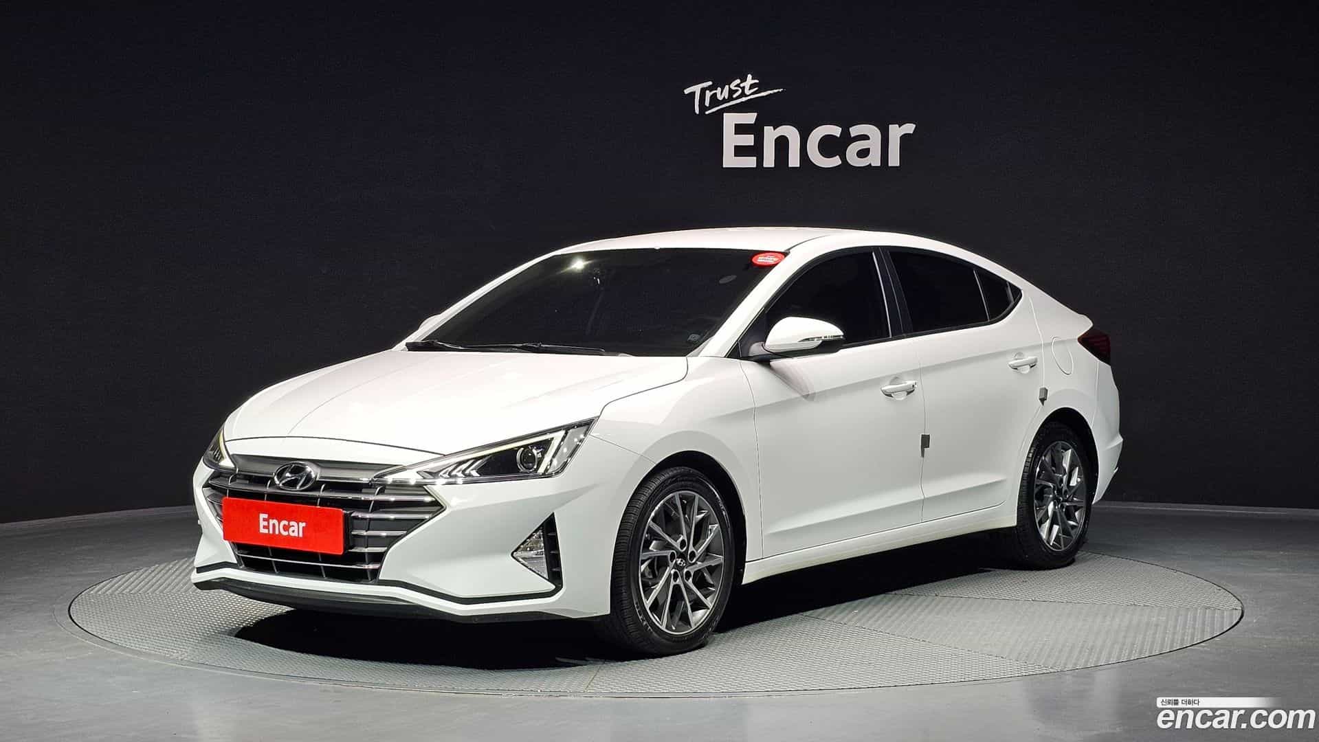 AVANTE Hyundai 2019.11-OUTER-001