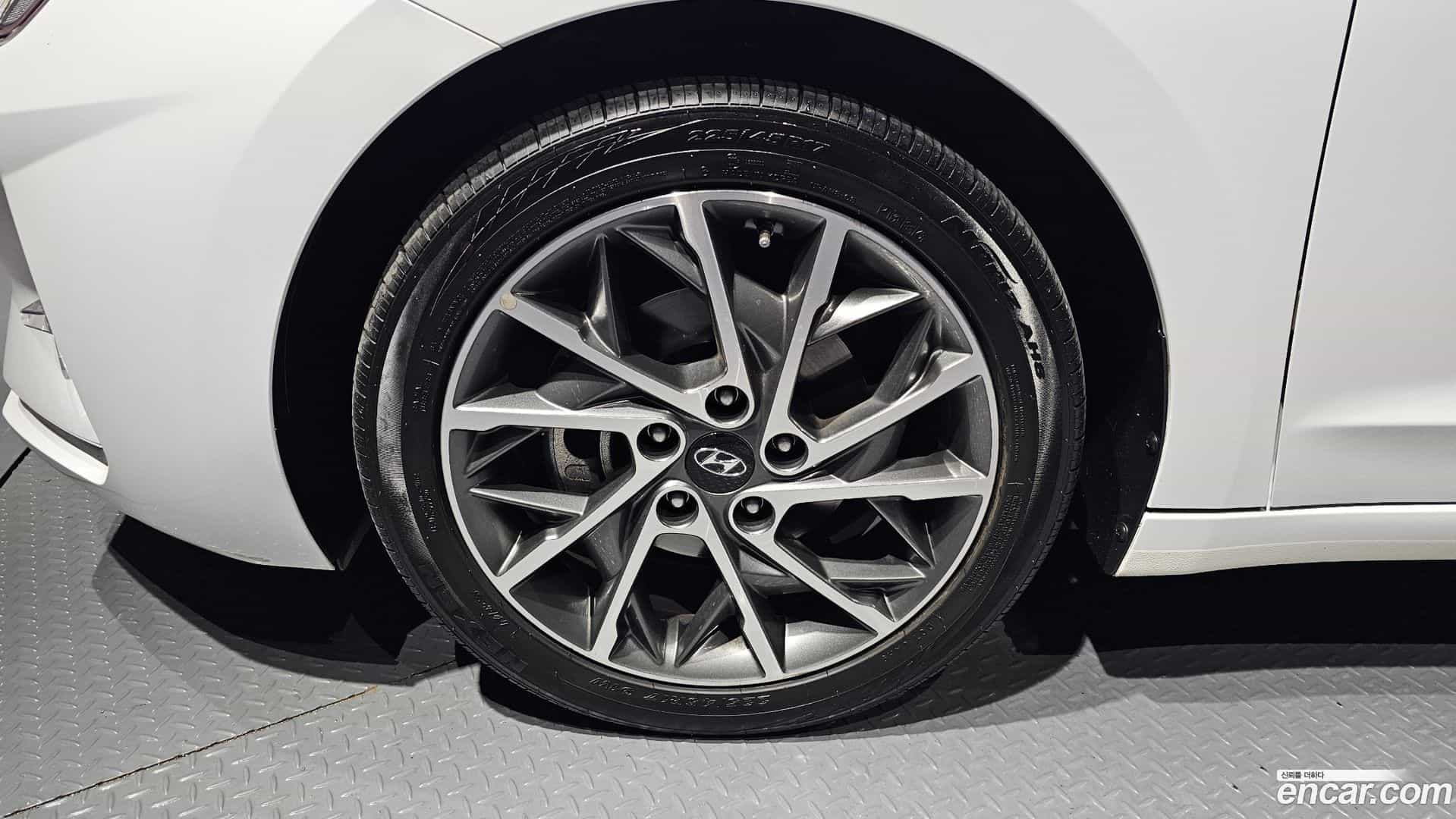 AVANTE Hyundai 2019.11-OUTER-005