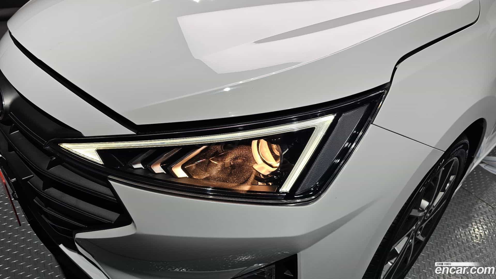 AVANTE Hyundai 2019.11-OUTER-032