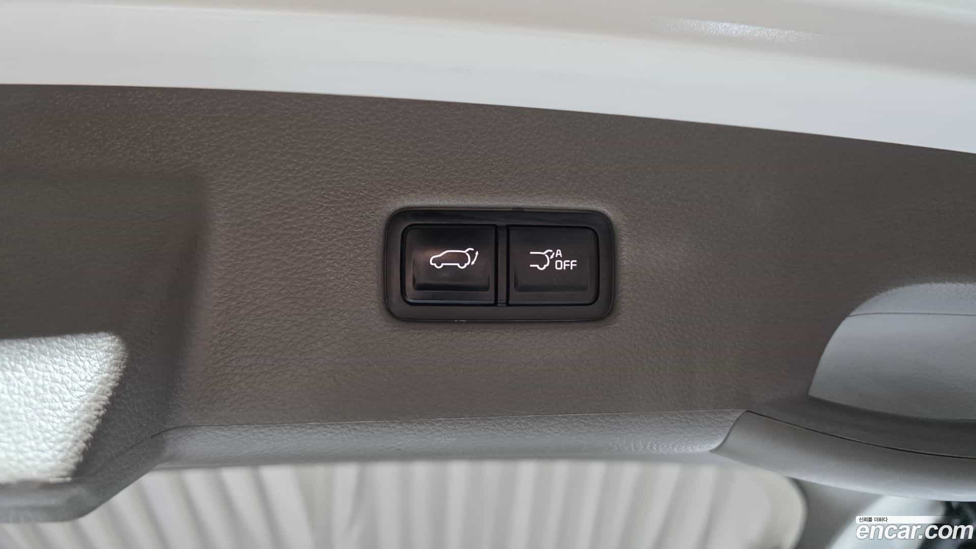 Canival Kia 2023.2-OPTION-044