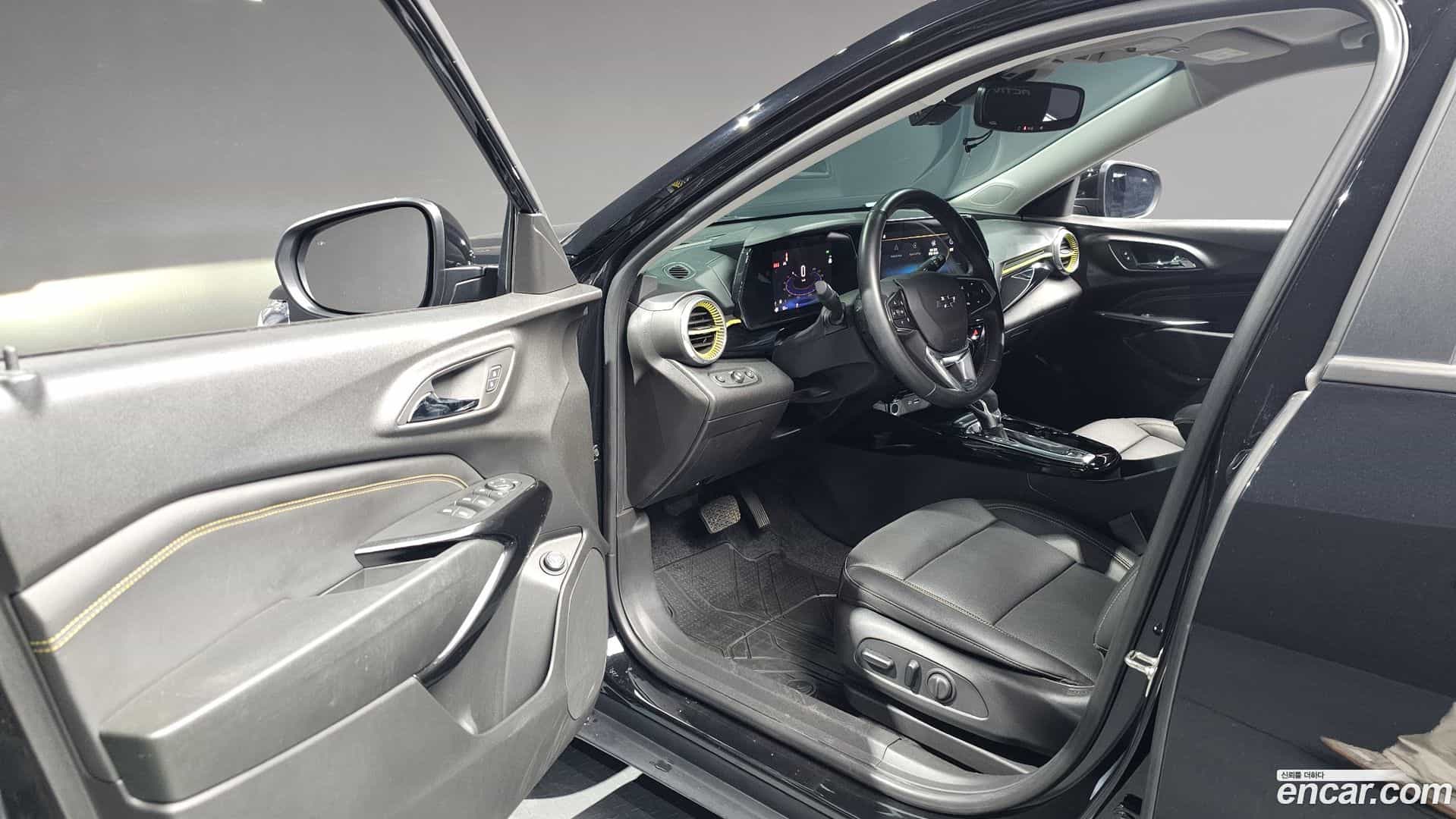 Trax Chevrolet 2023.8-INNER-010