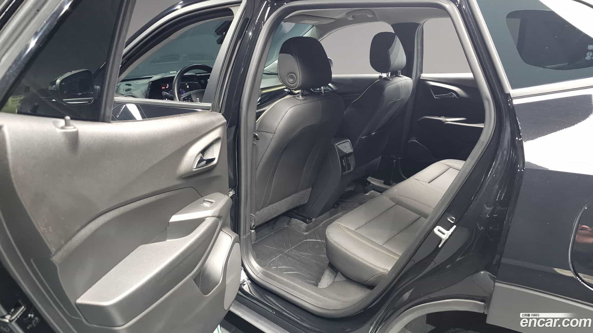 Trax Chevrolet 2023.8-OPTION-015