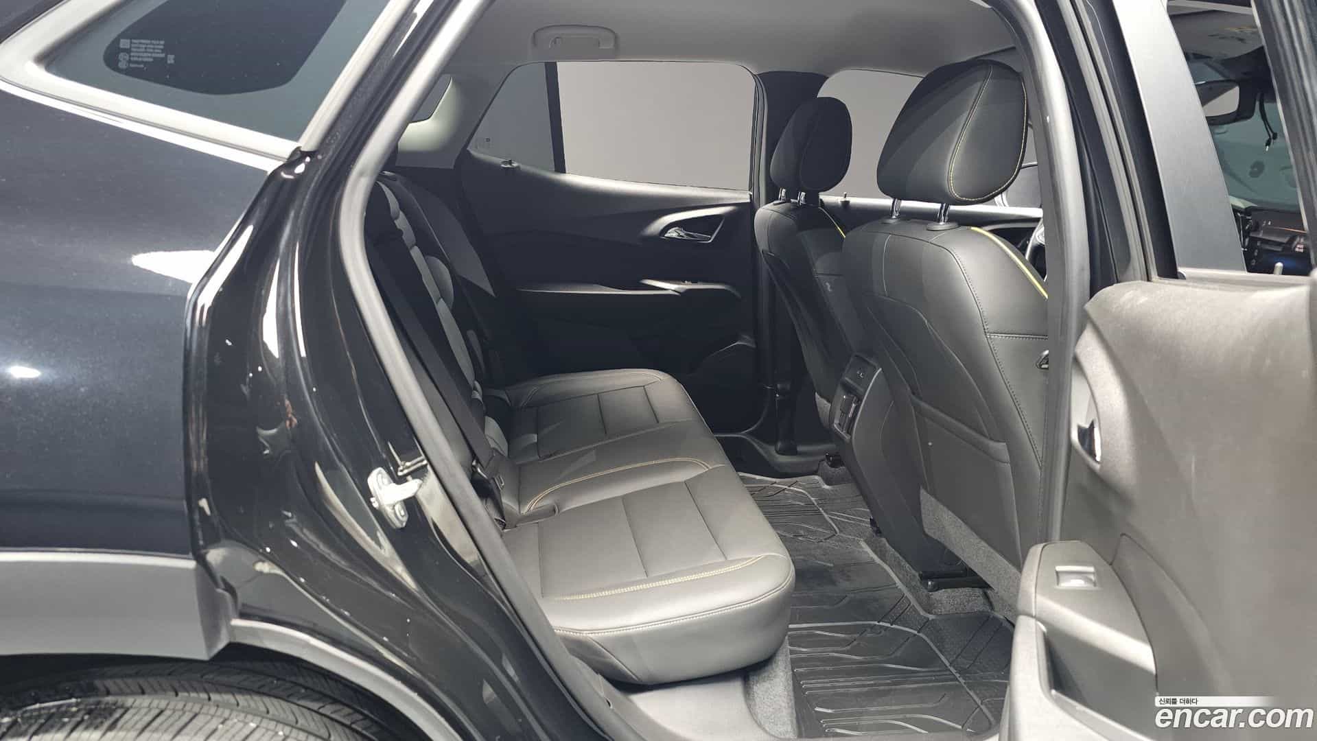 Trax Chevrolet 2023.8-OPTION-016
