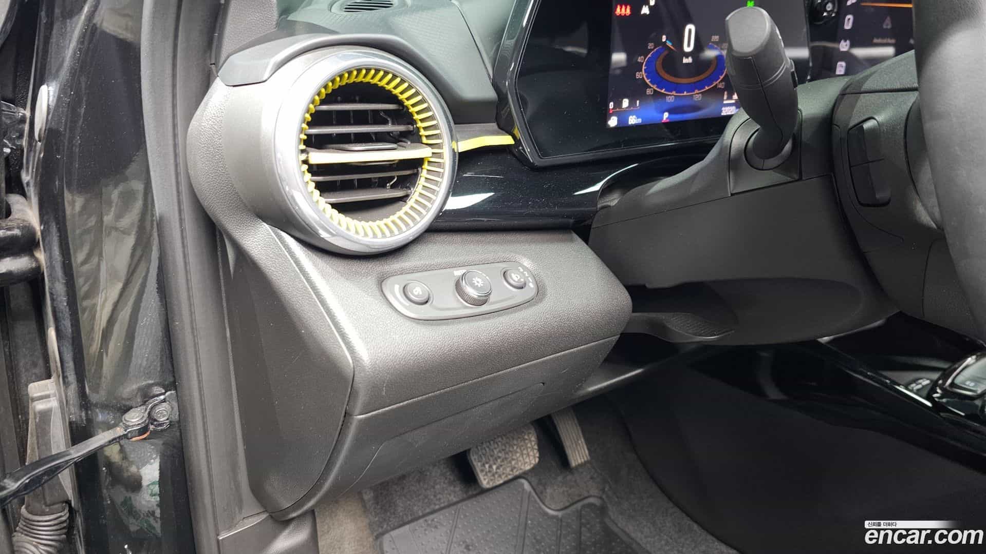 Trax Chevrolet 2023.8-OPTION-021
