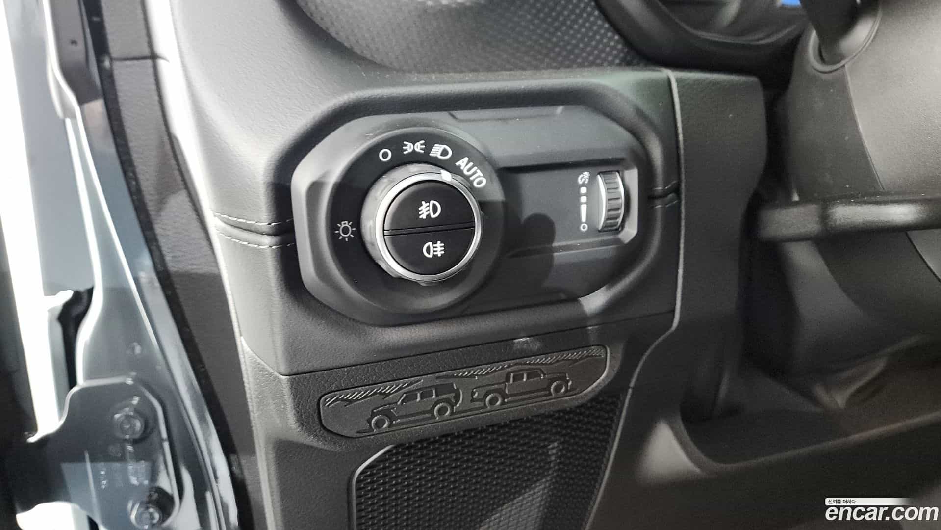 Wrangler Jeep 2026.2-OPTION-022