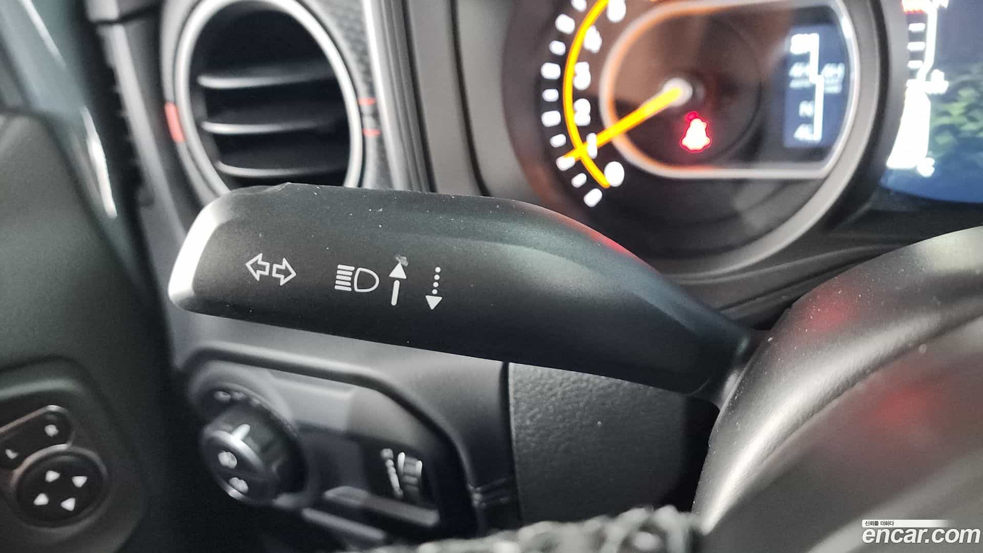 Wrangler Jeep 2026.2-OPTION-044