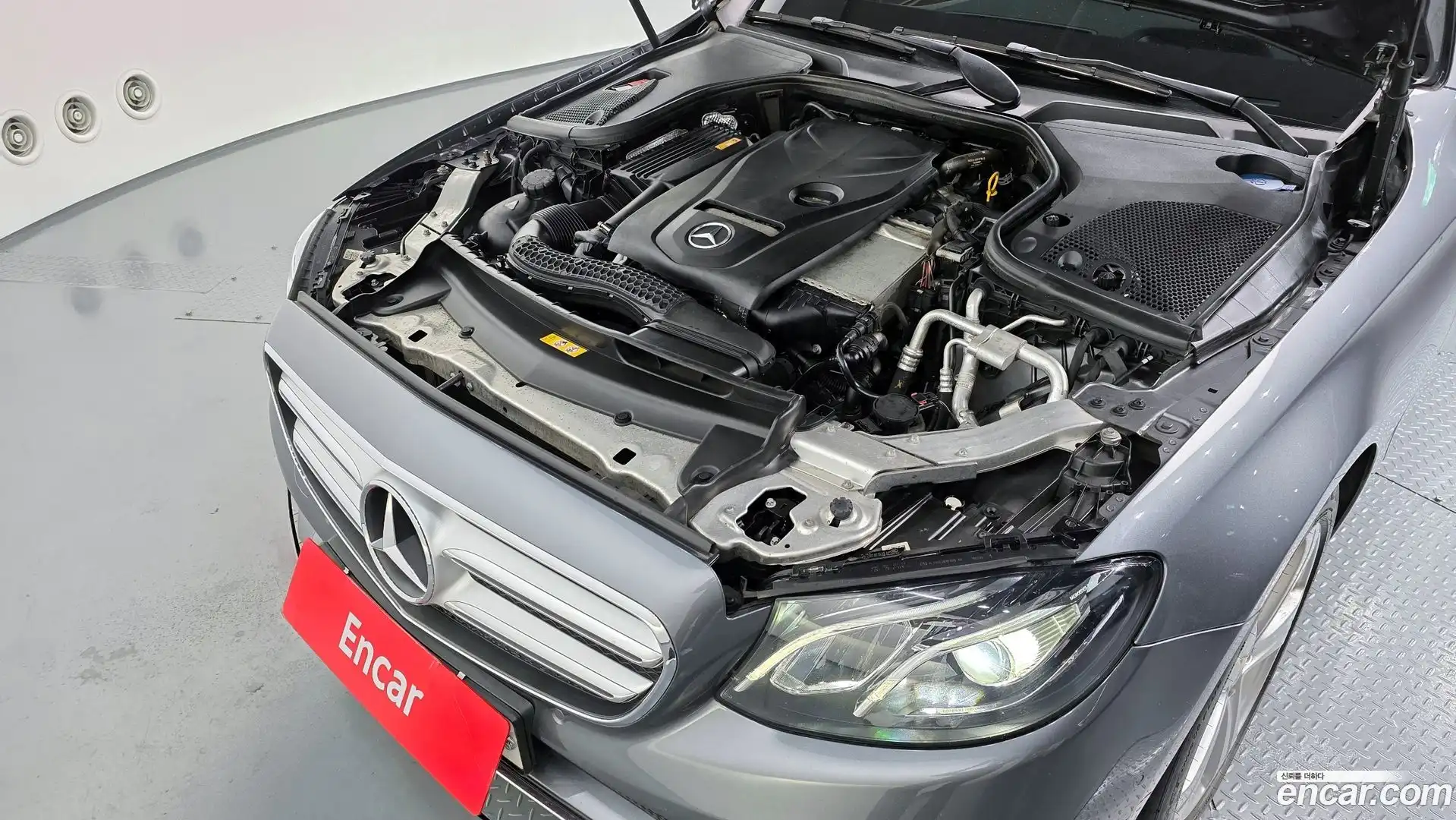 E-Class Mercedes-Benz 2016.11-OUTER-006