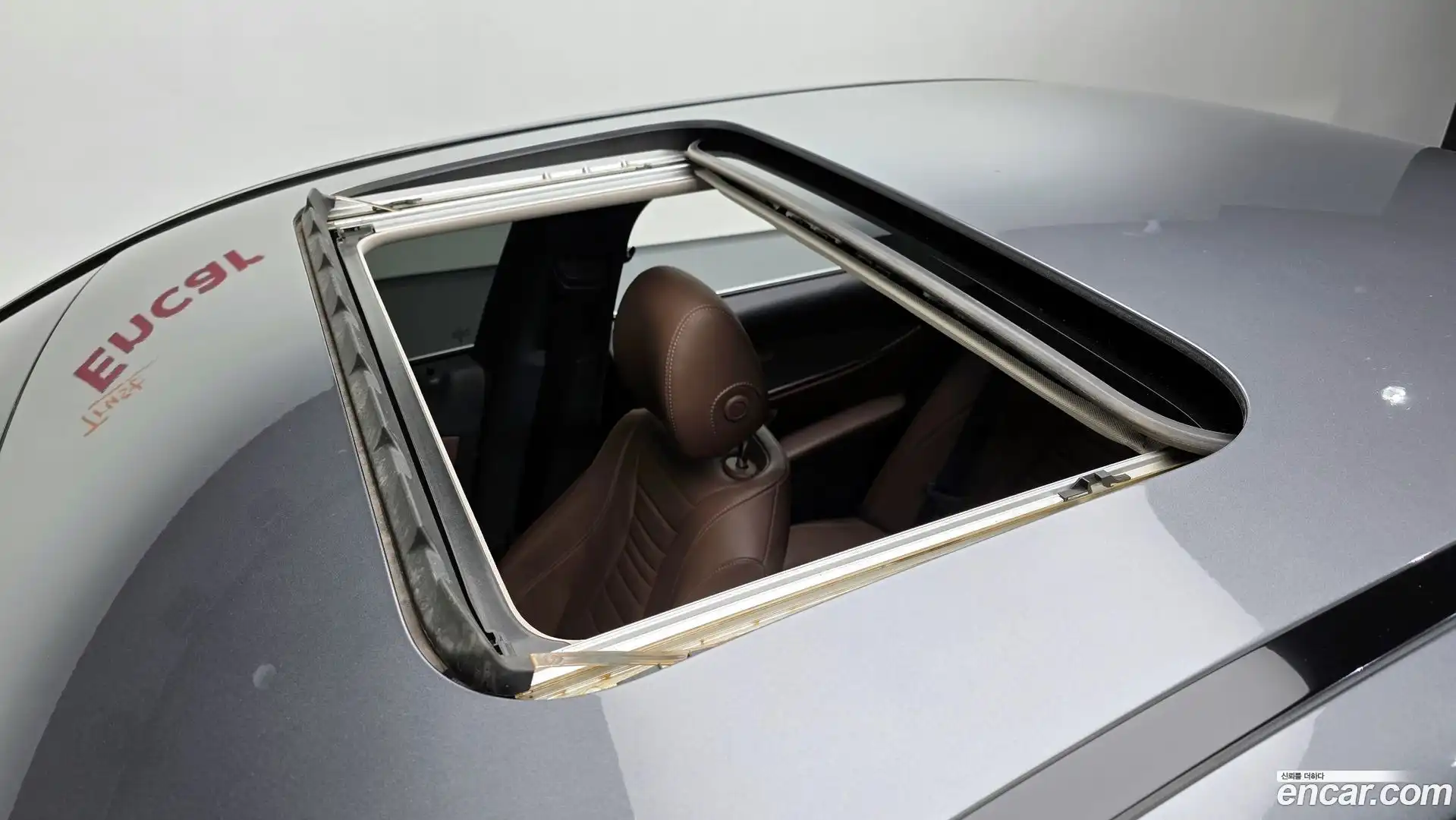 E-Class Mercedes-Benz 2016.11-OPTION-022