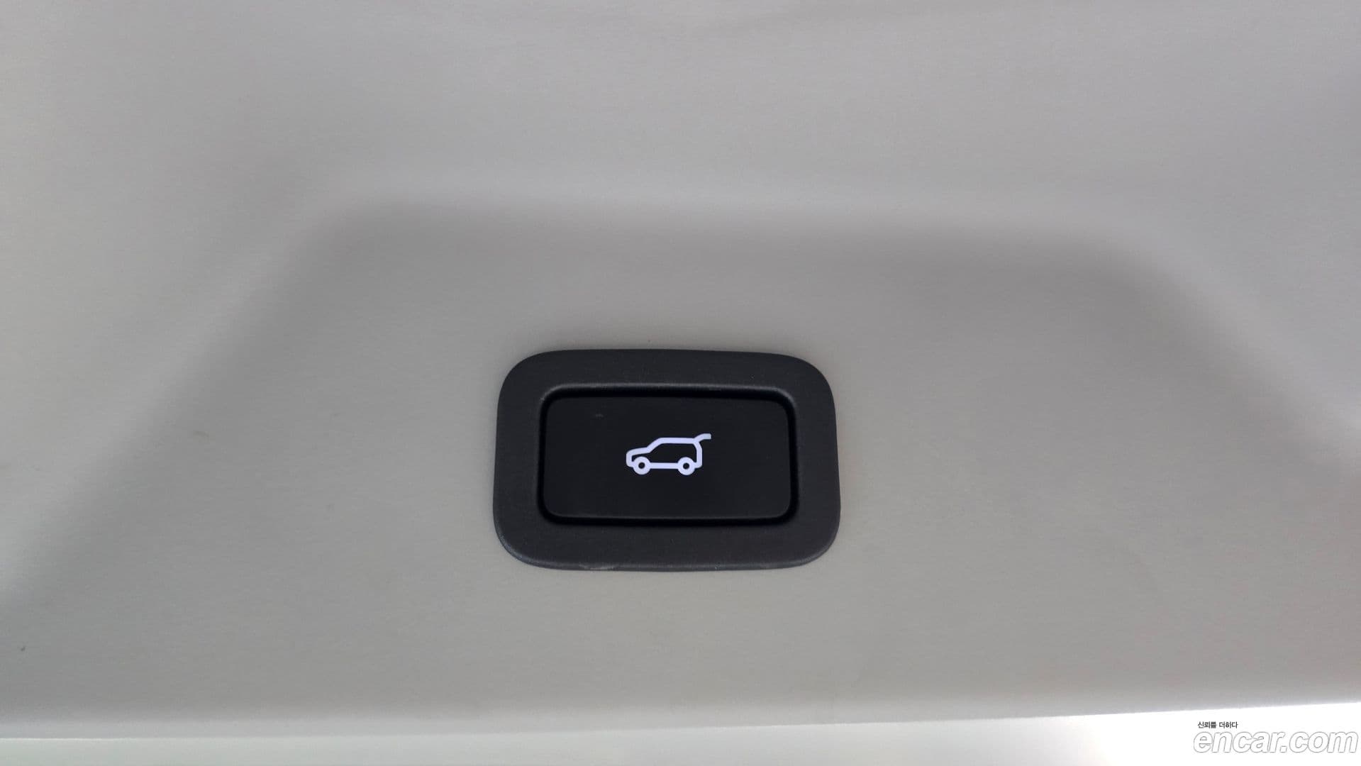 Main__Slider__Photo:Range Rover Land Rover 2020.10-26