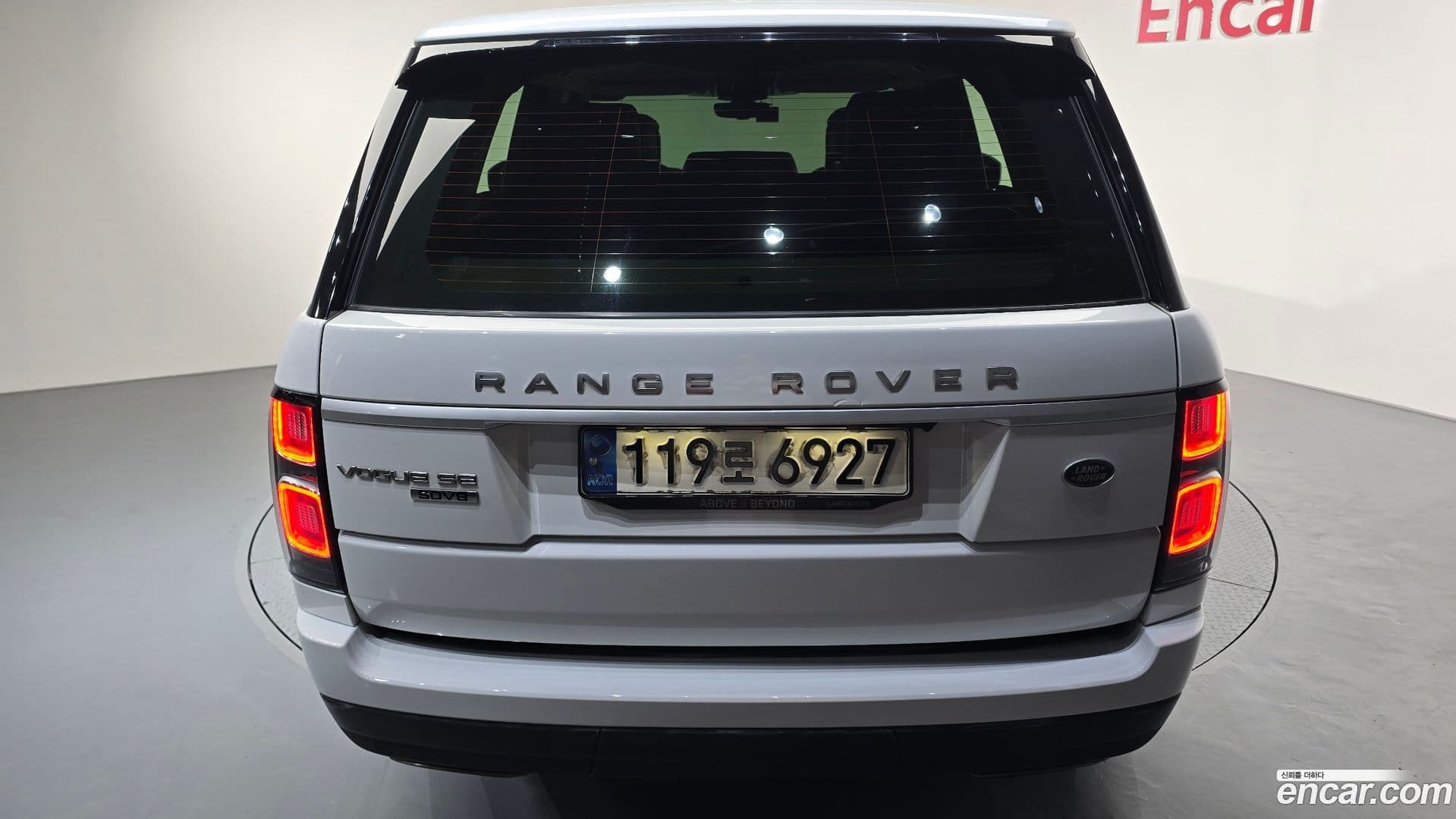 Main__Slider__Photo:Range Rover Land Rover 2020.10-40
