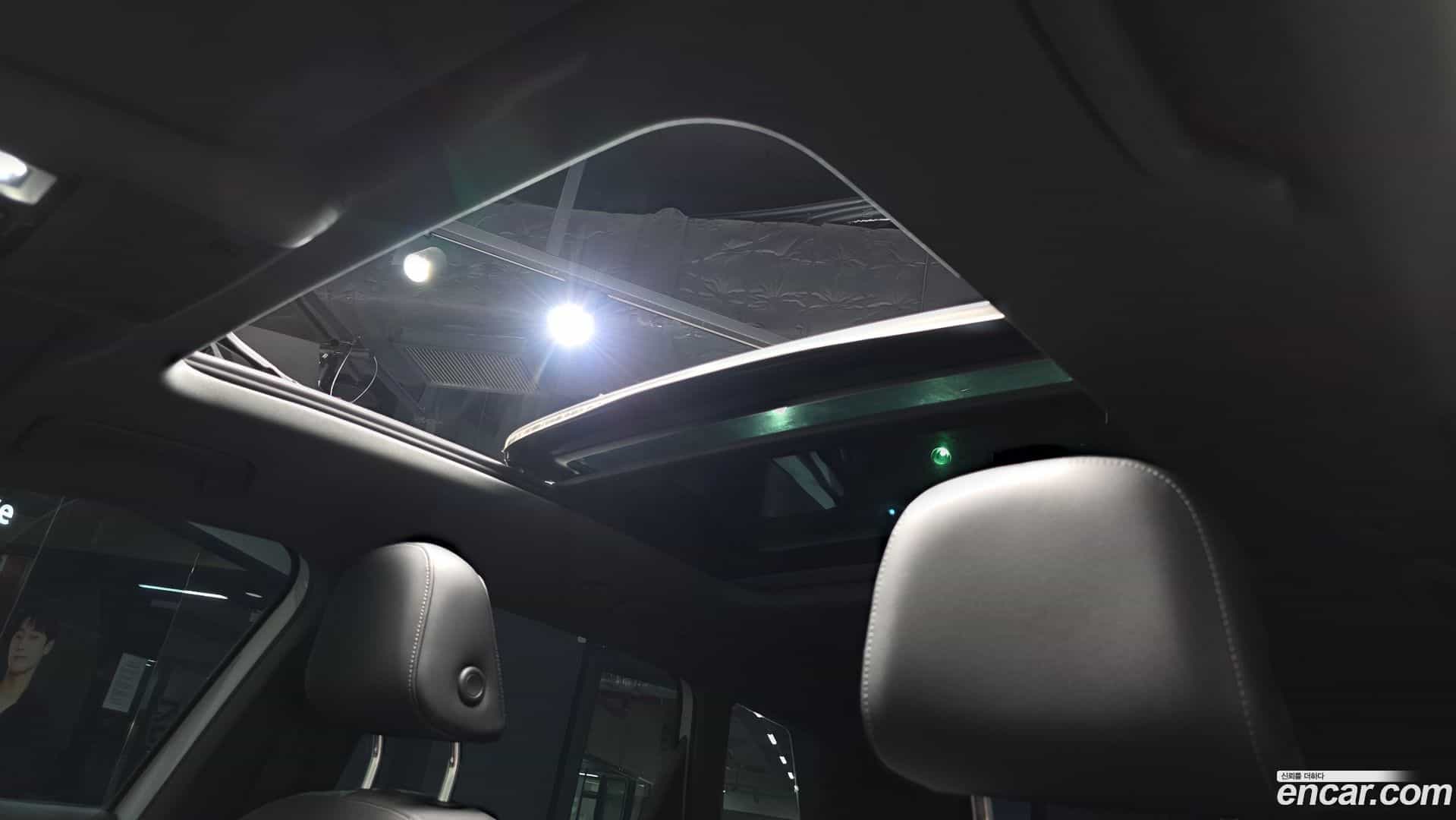 Q4 e-tron Audi 2025.3-OPTION-019