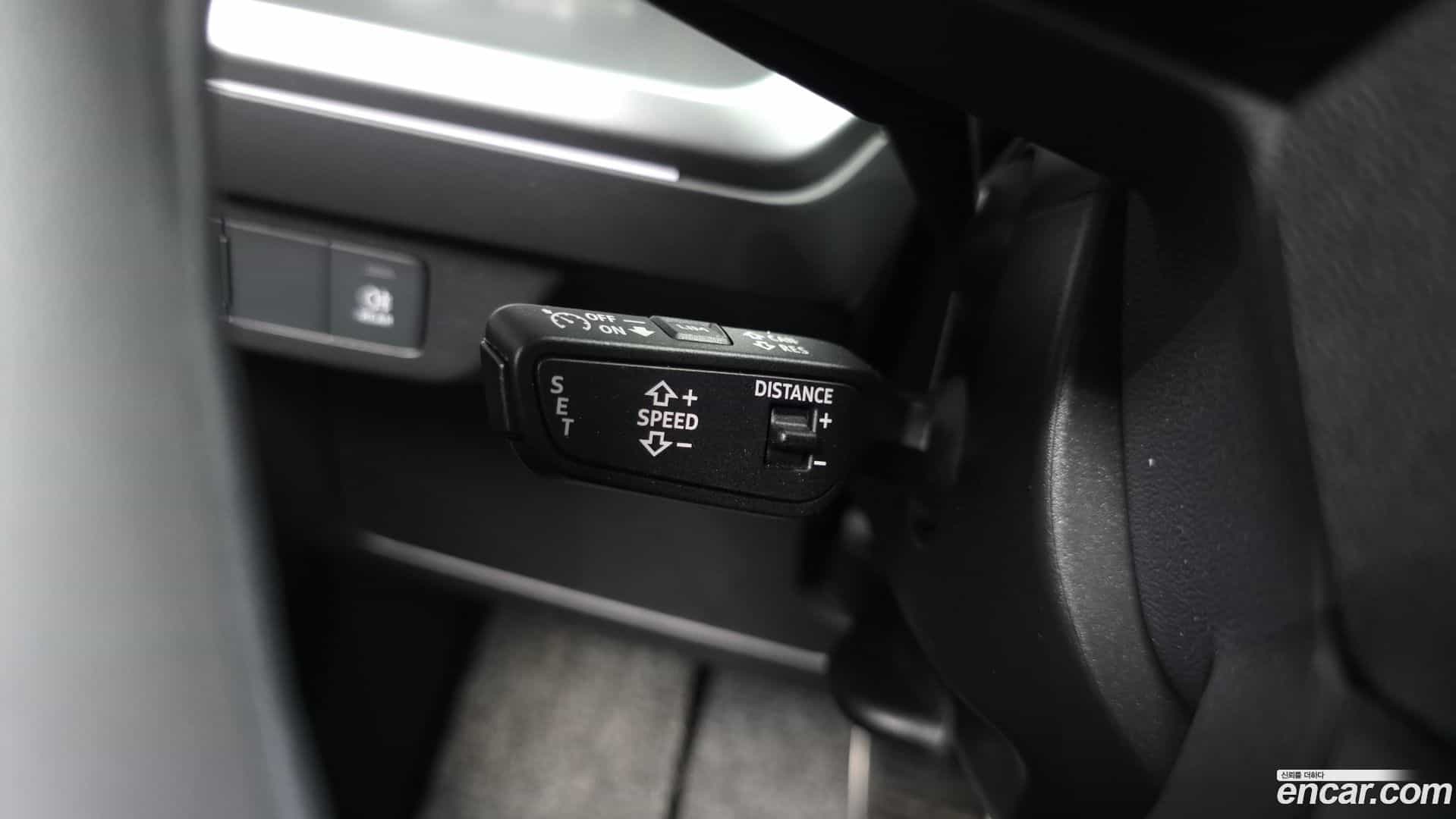 Q4 e-tron Audi 2025.3-OPTION-020