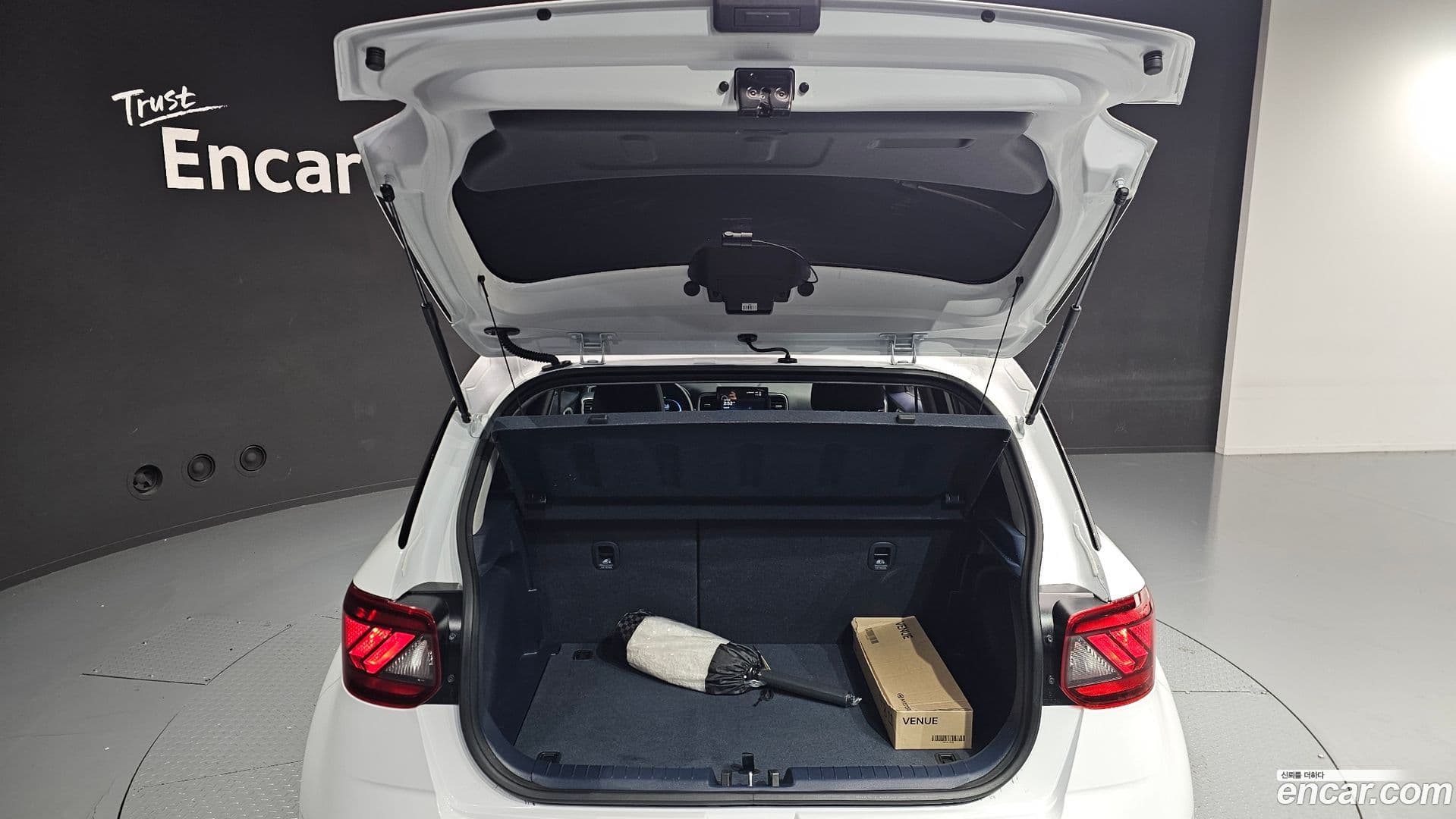 Main__Slider__Photo:Venue Hyundai 2025.6-26