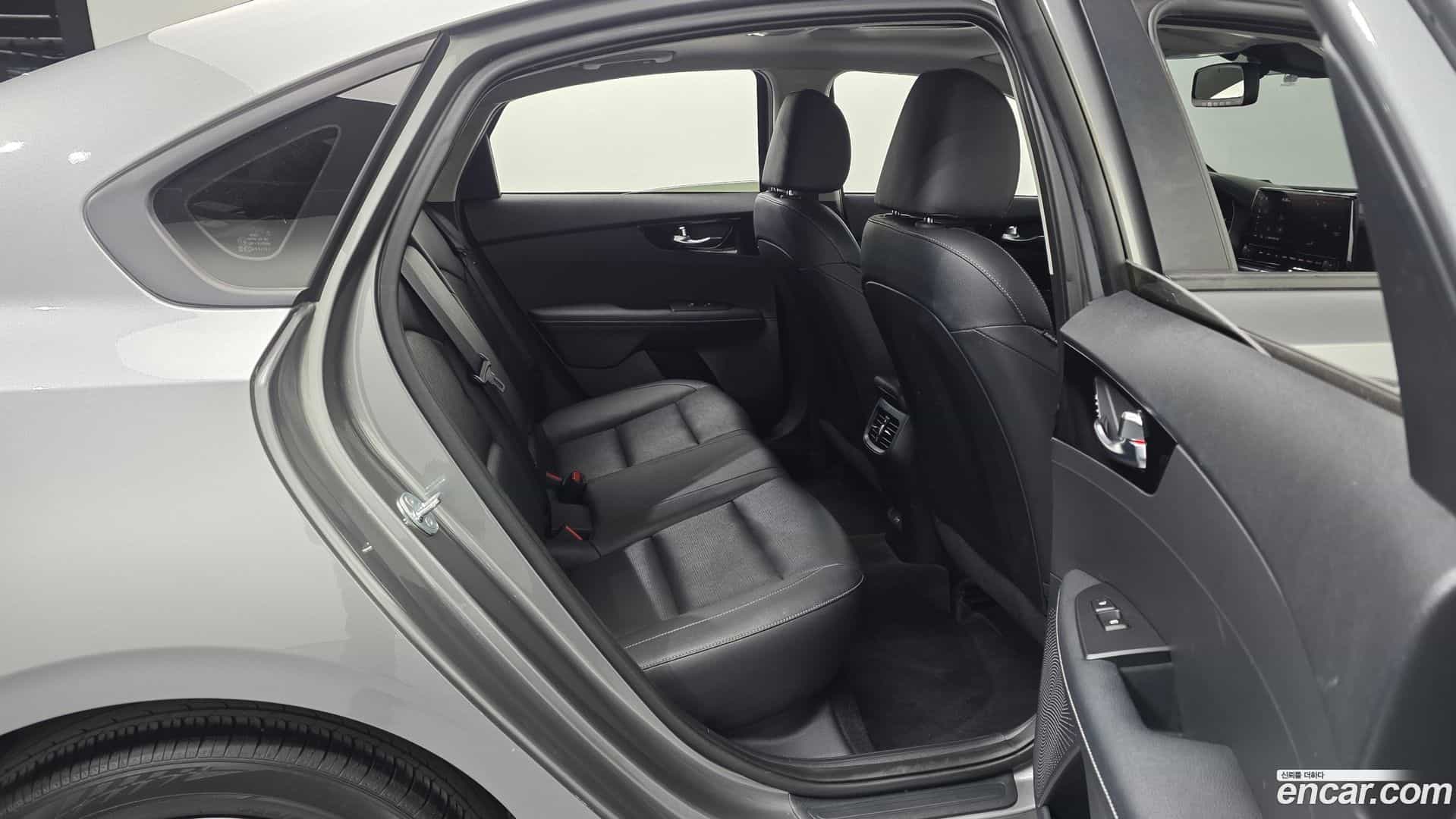 K3 Kia 2024.6-OPTION-015