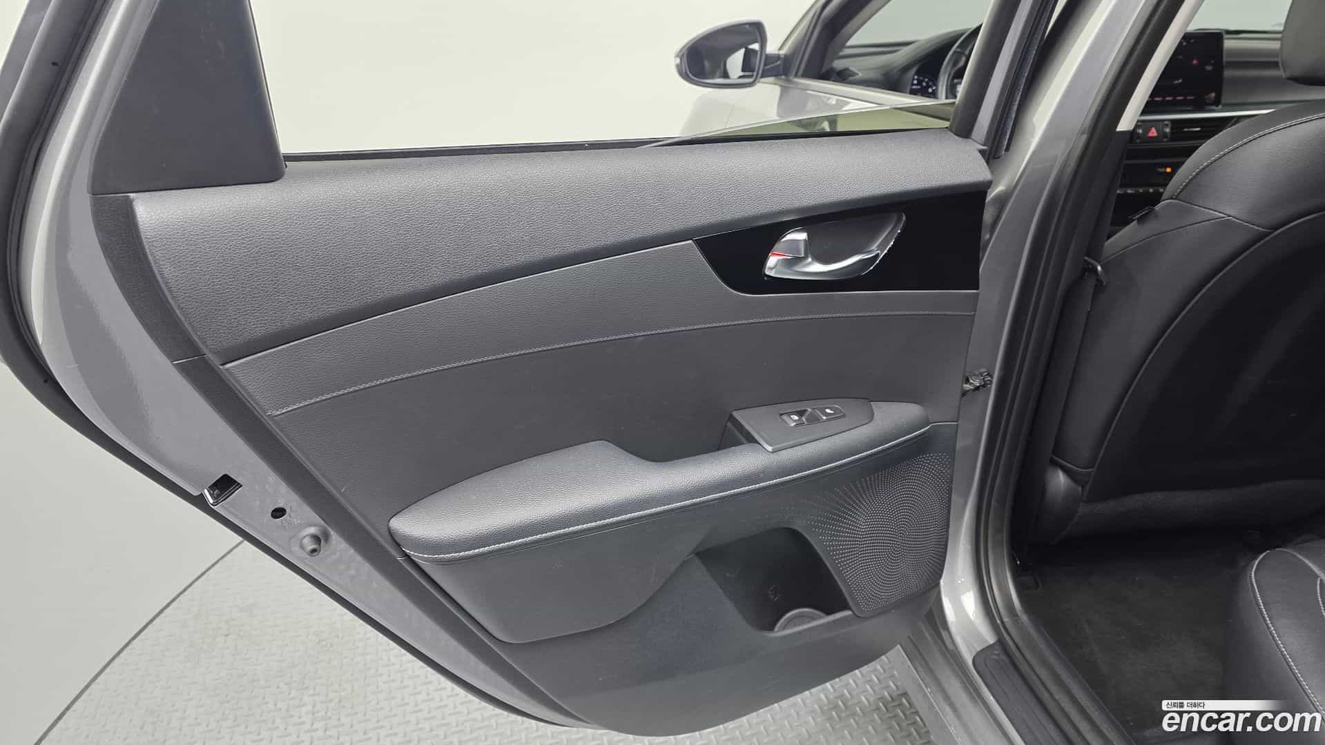K3 Kia 2024.6-INNER-035