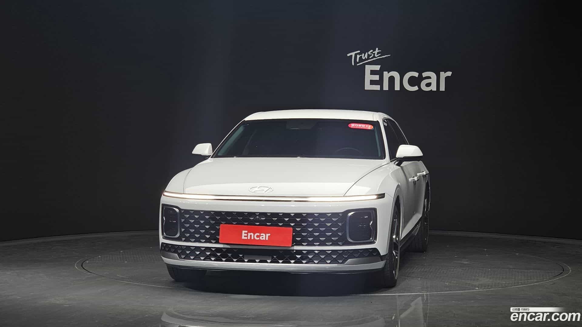 Grandeur Hyundai 2022.11-OUTER-003