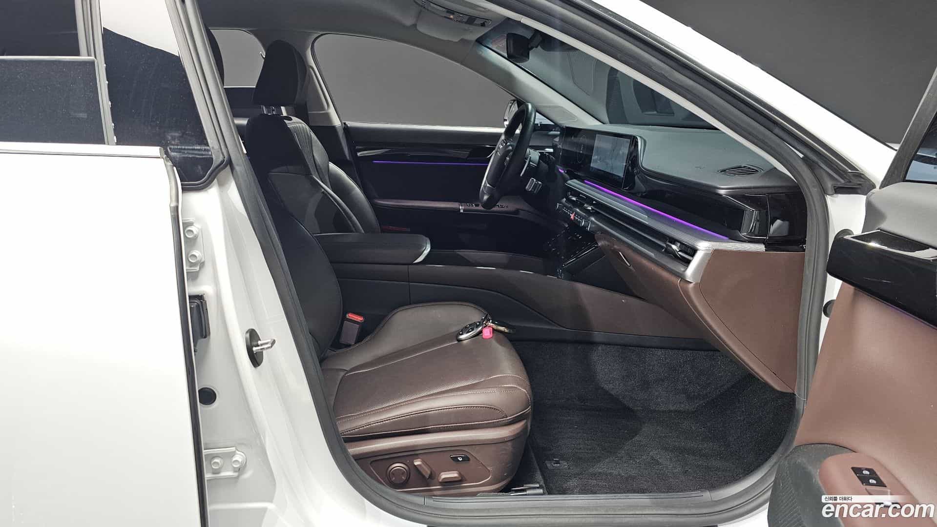 Grandeur Hyundai 2022.11-INNER-036