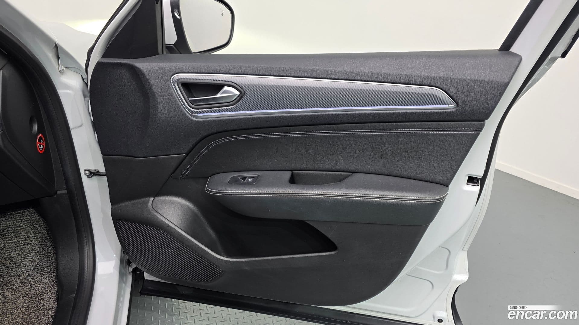 Main__Slider__Photo:XM3 Renault Korea 2020.4-23