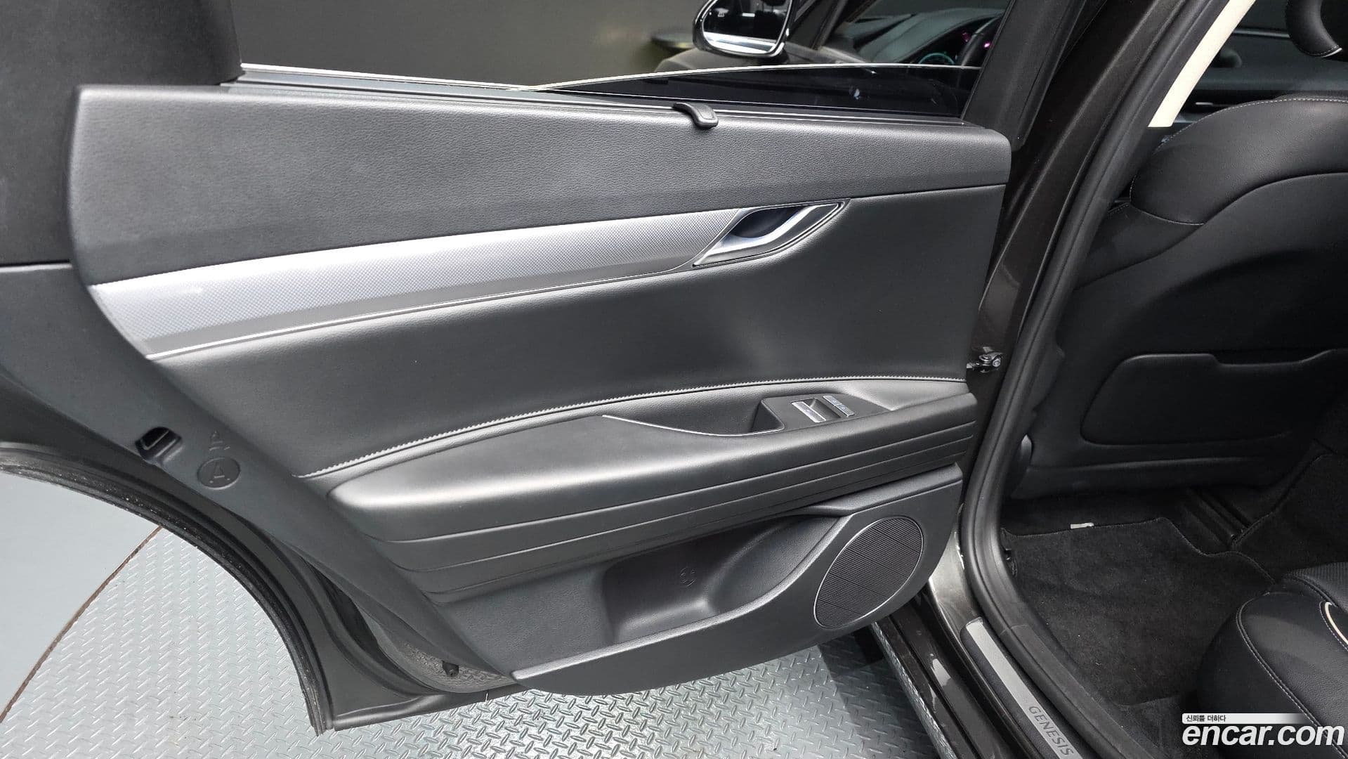 Main__Slider__Photo:G80 Genesis 2022.3-24