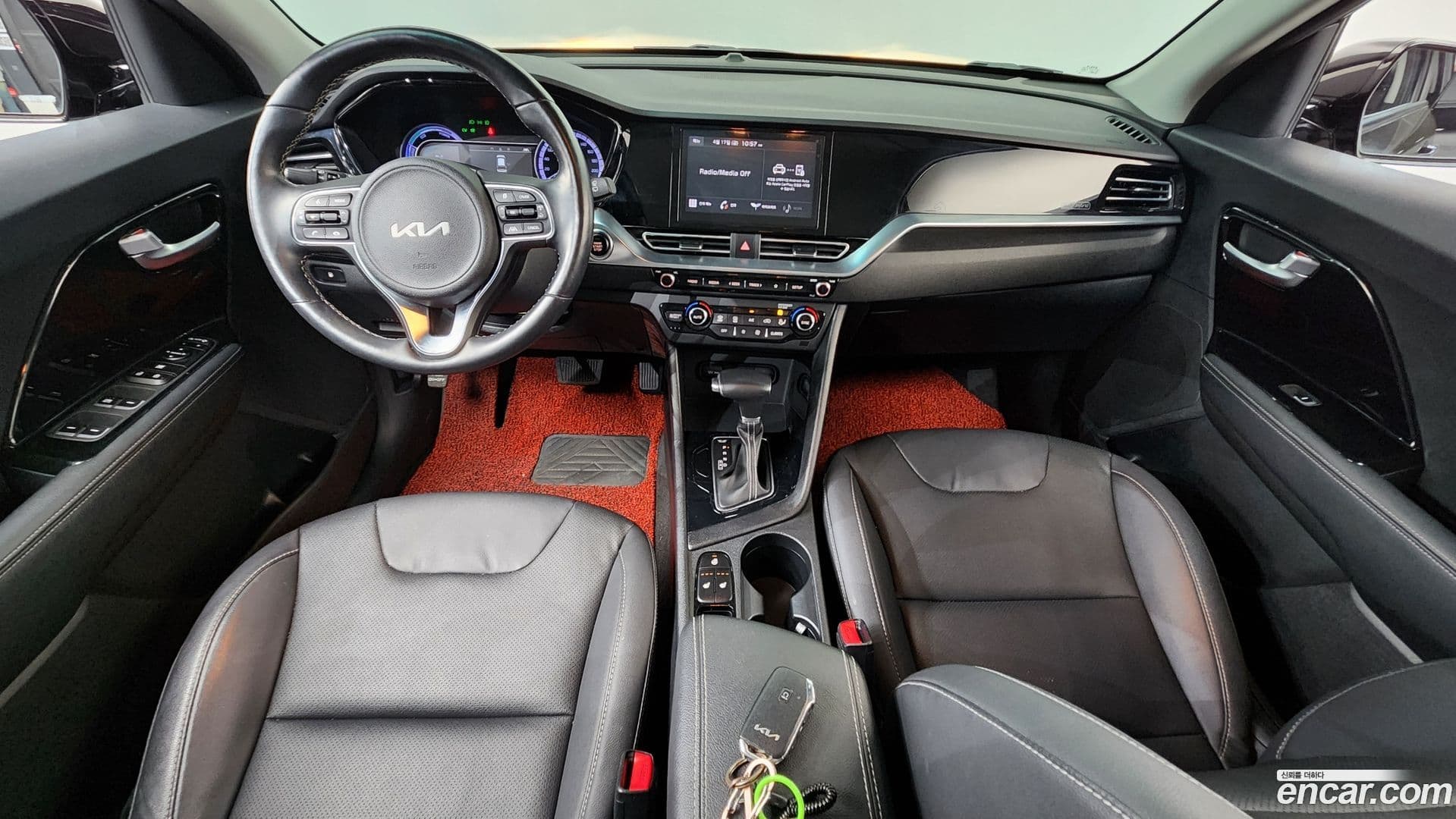Main__Slider__Photo:Niro Kia 2021.9-6