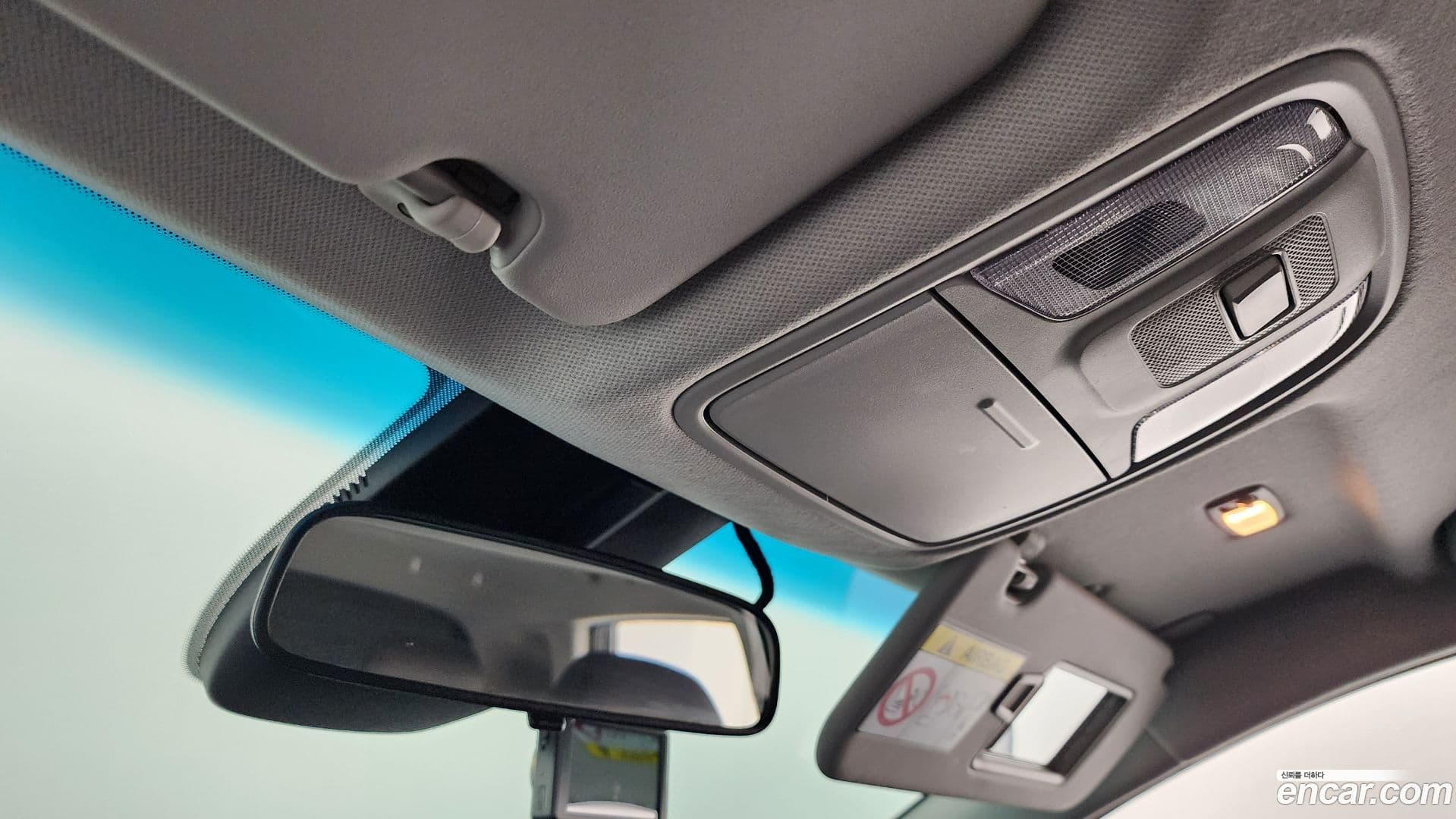 Main__Slider__Photo:Niro Kia 2021.9-19