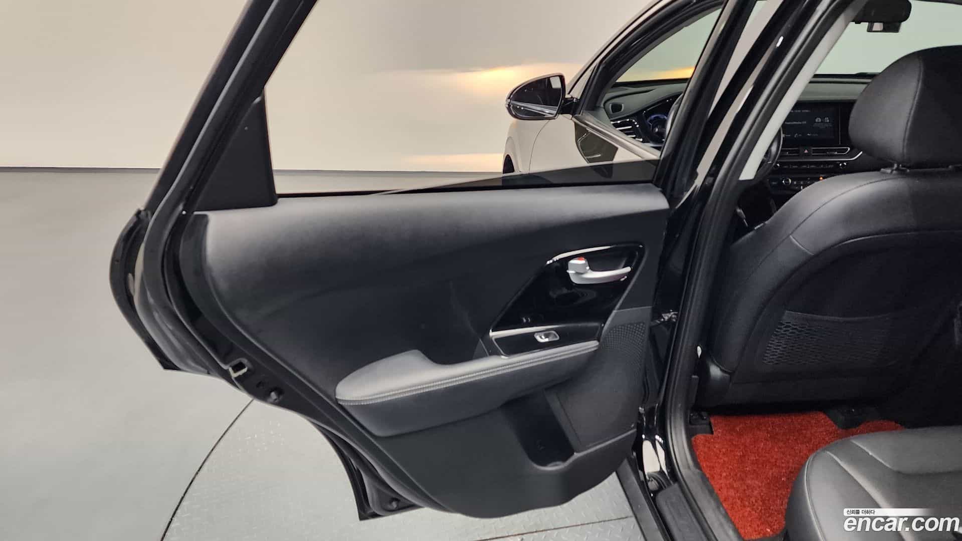 Niro Kia 2021.9-INNER-035
