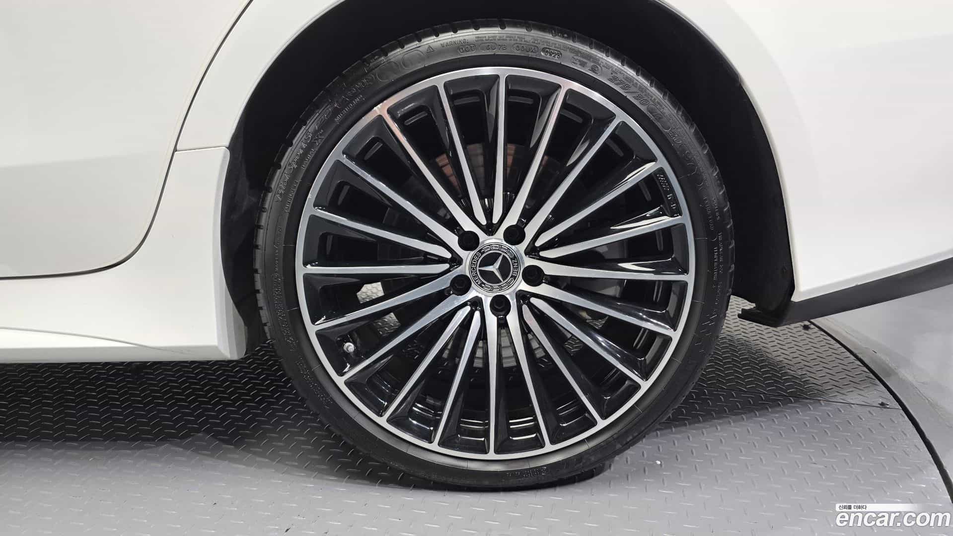 CLS-Class Mercedes-Benz 2023.6-OUTER-031
