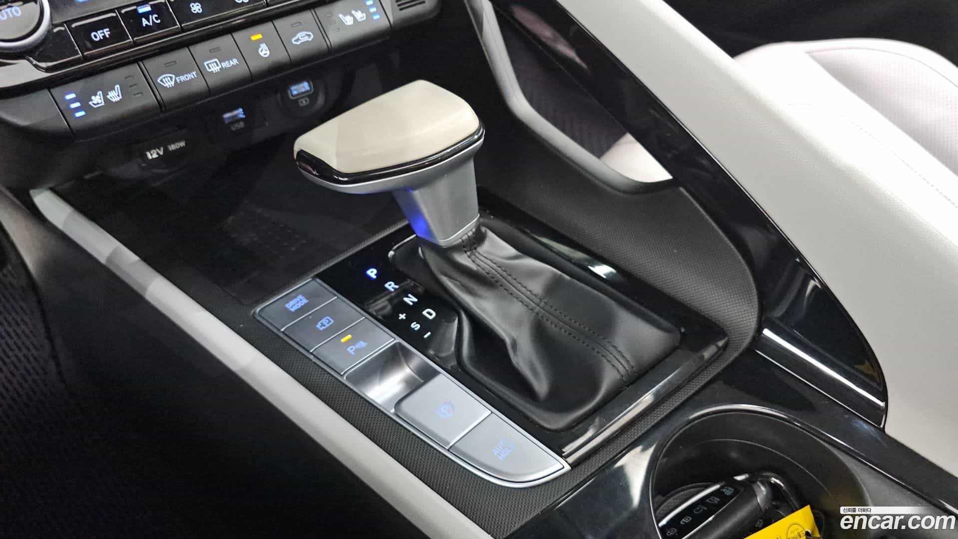 AVANTE Hyundai 2022.9-INNER-009