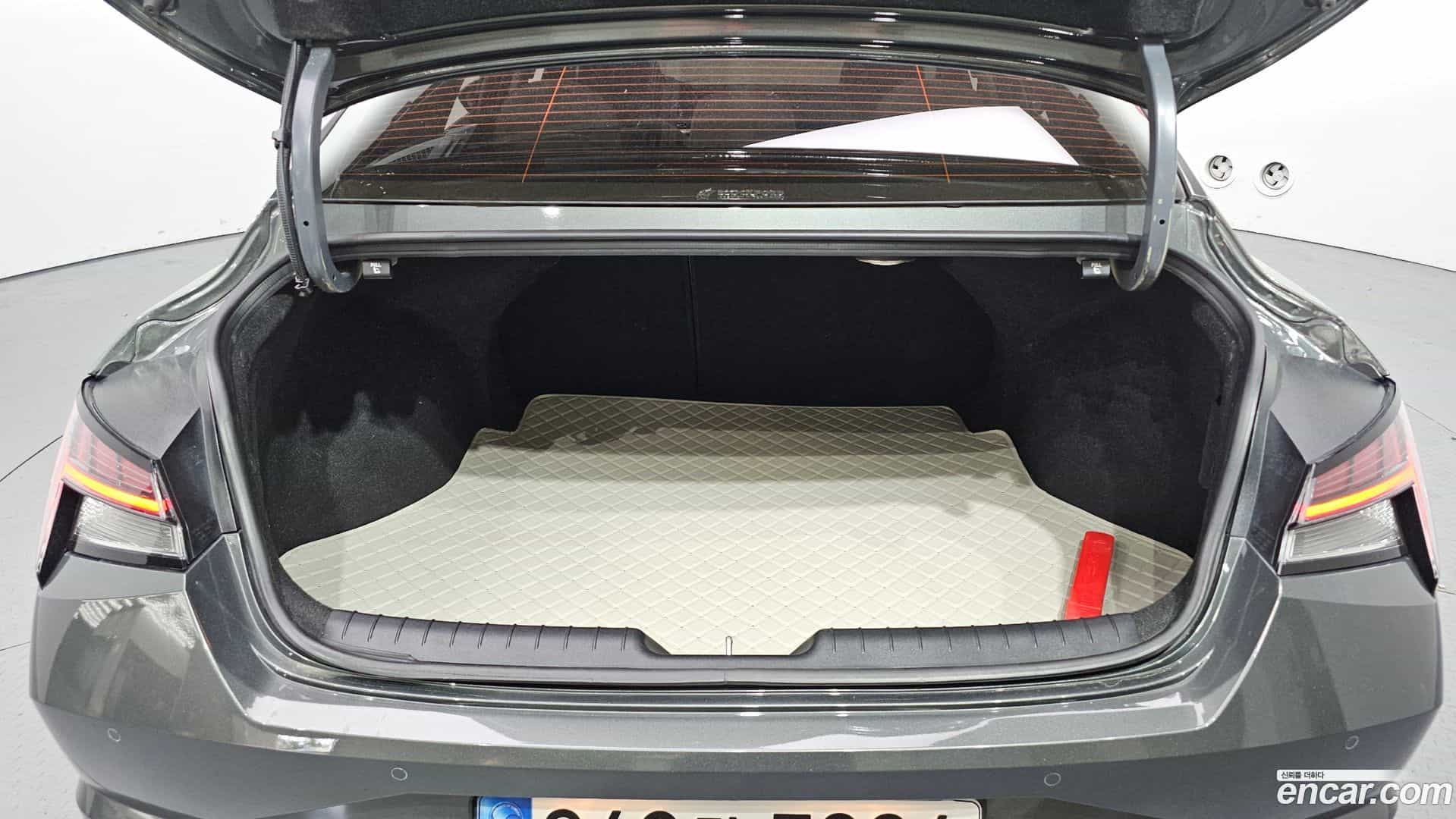 AVANTE Hyundai 2022.9-OPTION-023