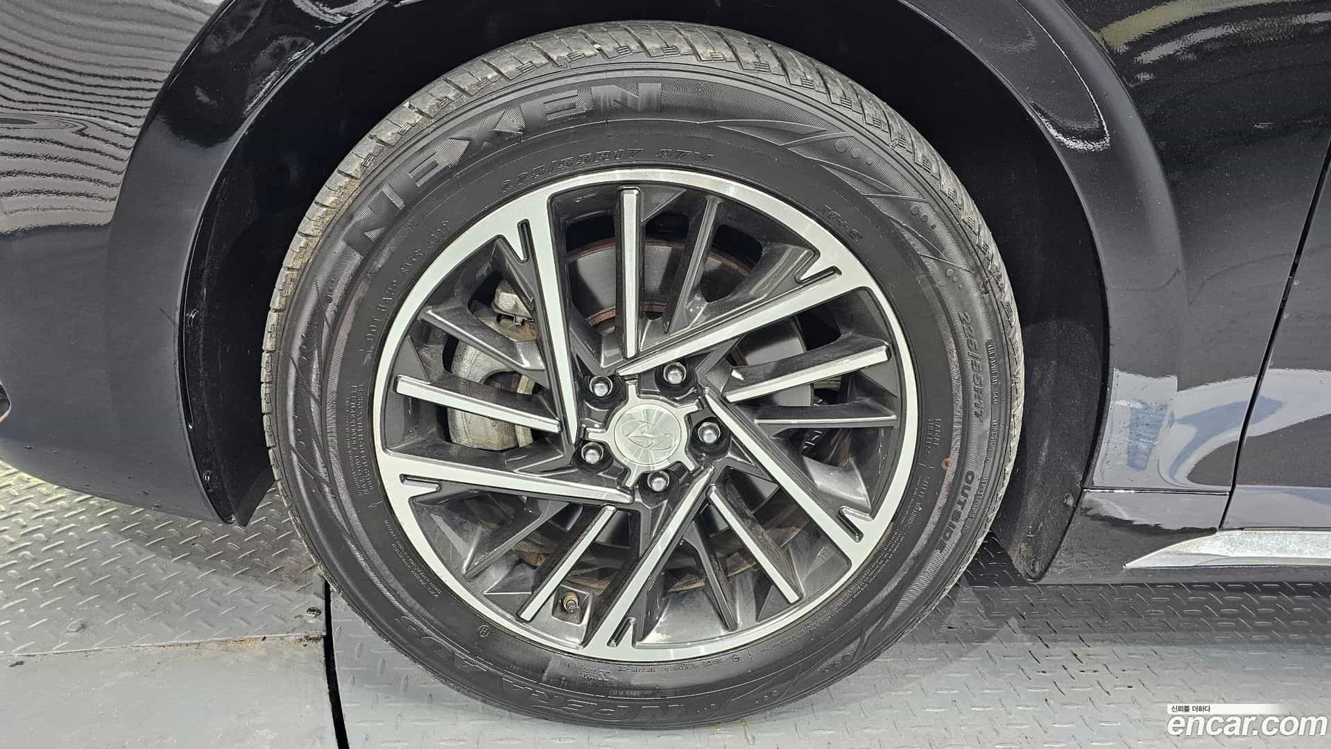 Grandeur Hyundai 2023.0-OUTER-005
