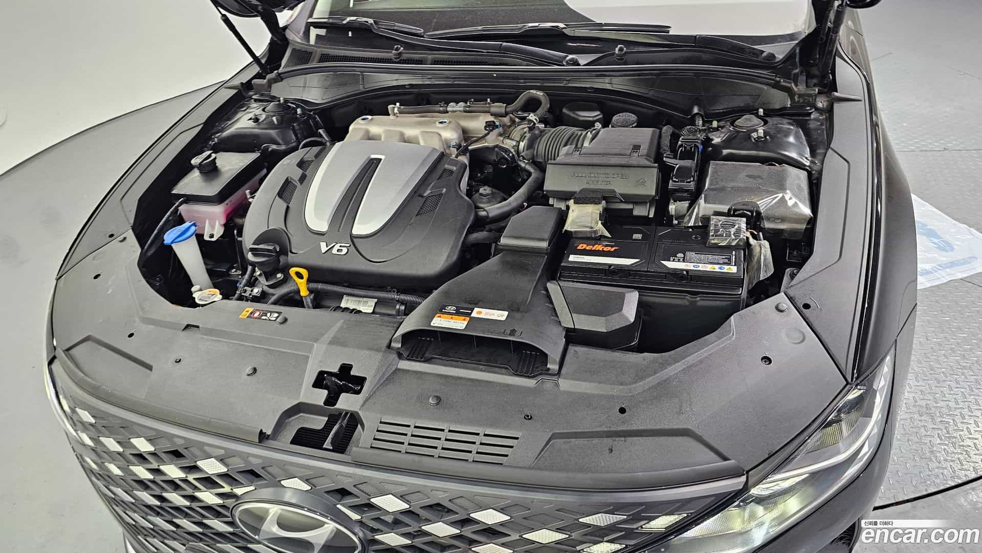 Grandeur Hyundai 2023.0-OUTER-006