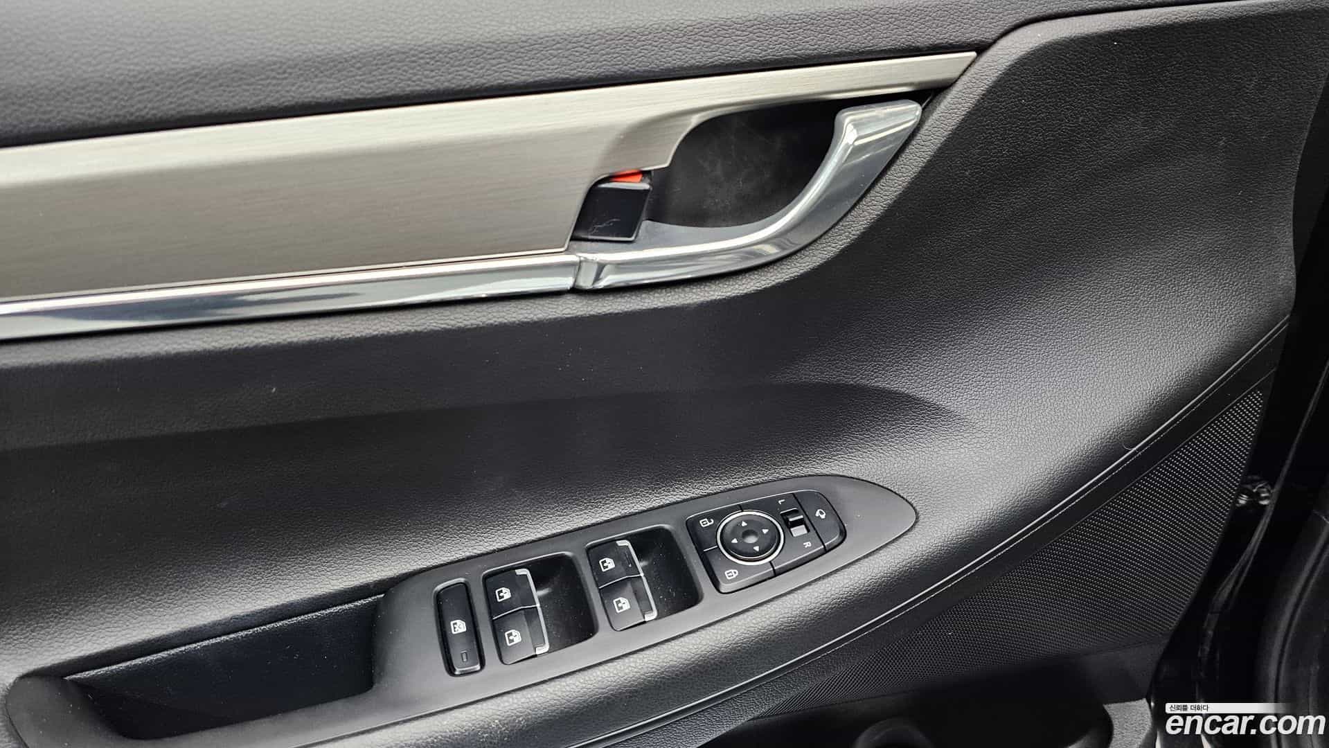 Grandeur Hyundai 2023.0-OPTION-020