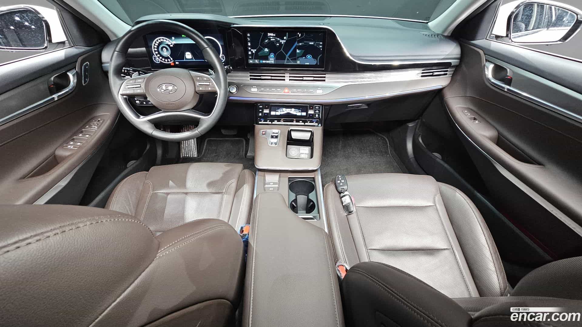 Grandeur Hyundai 2022.2-INNER-007