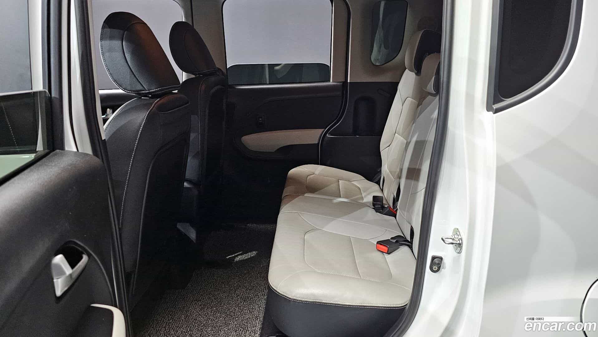 RAY Kia 2023.6-OPTION-016