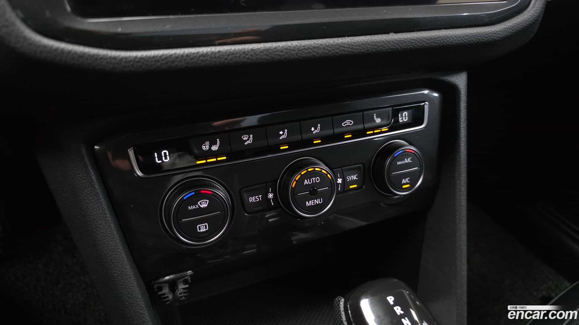 Tiguan Volkswagen 2018.7-OPTION-042