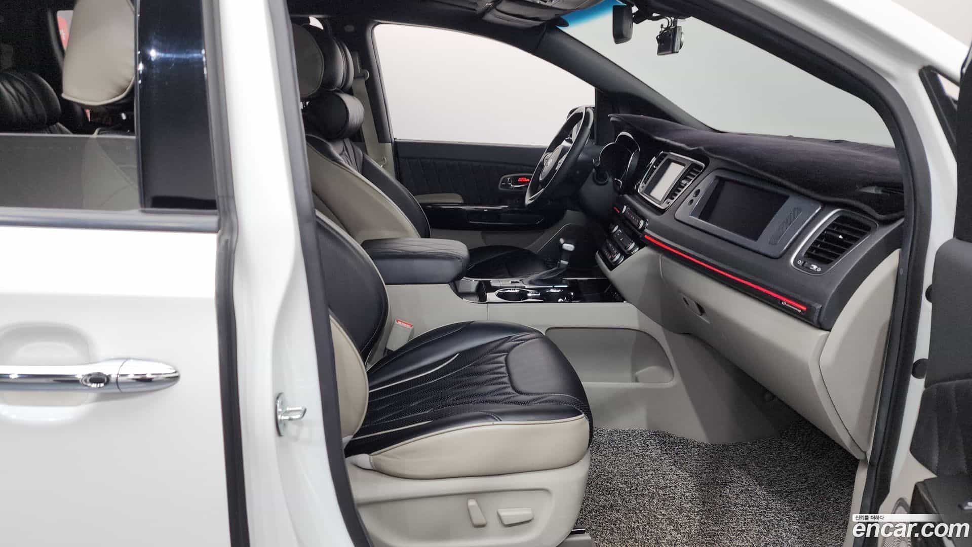 Canival Kia 2019.10-OPTION-015