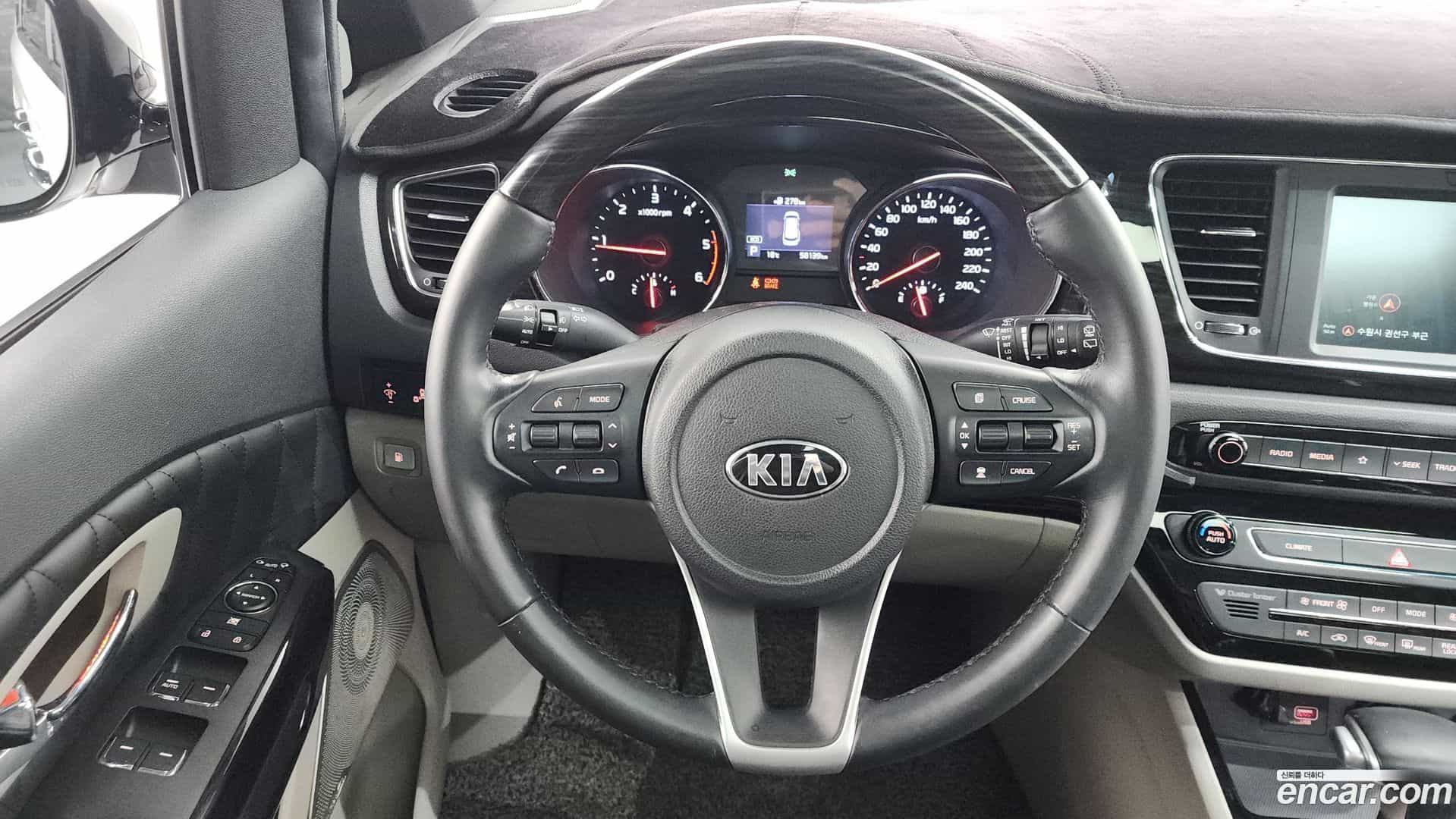 Canival Kia 2019.10-OPTION-016