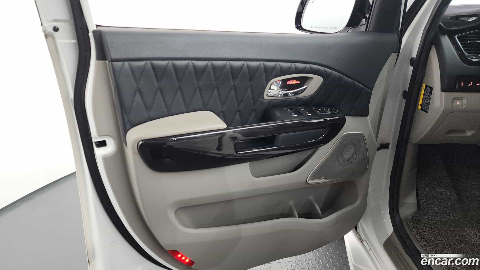 Canival Kia 2019.10-INNER-034