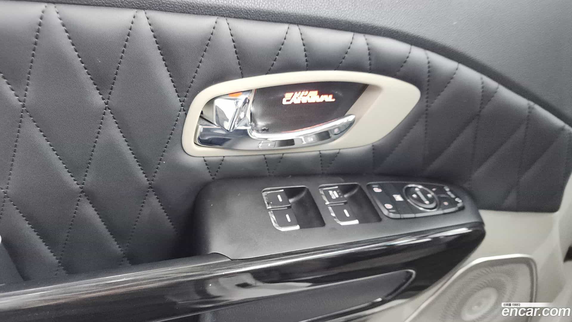Canival Kia 2019.10-OPTION-047