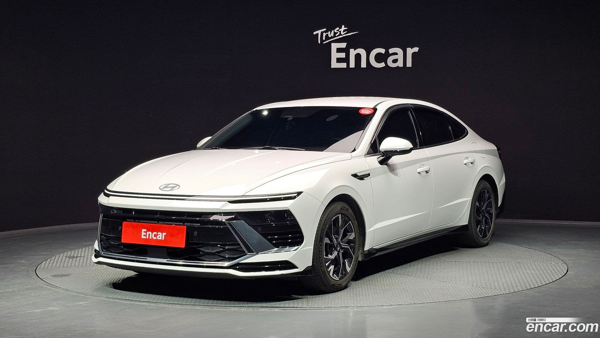 Main__Slider__Photo:Sonata Hyundai 2023.10-0