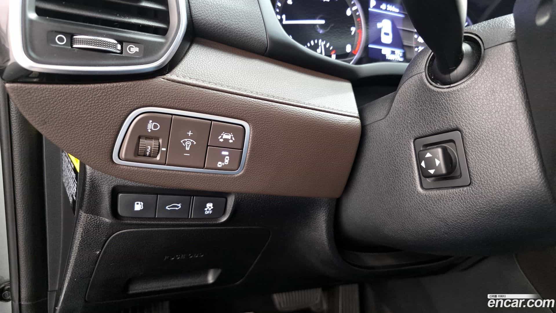 Grandeur Hyundai 2017.2-OPTION-016