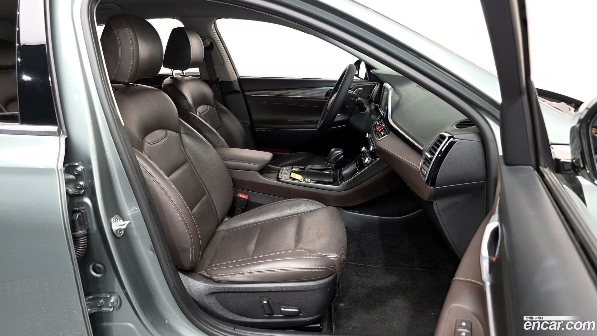Main__Slider__Photo:Grandeur Hyundai 2017.2-25