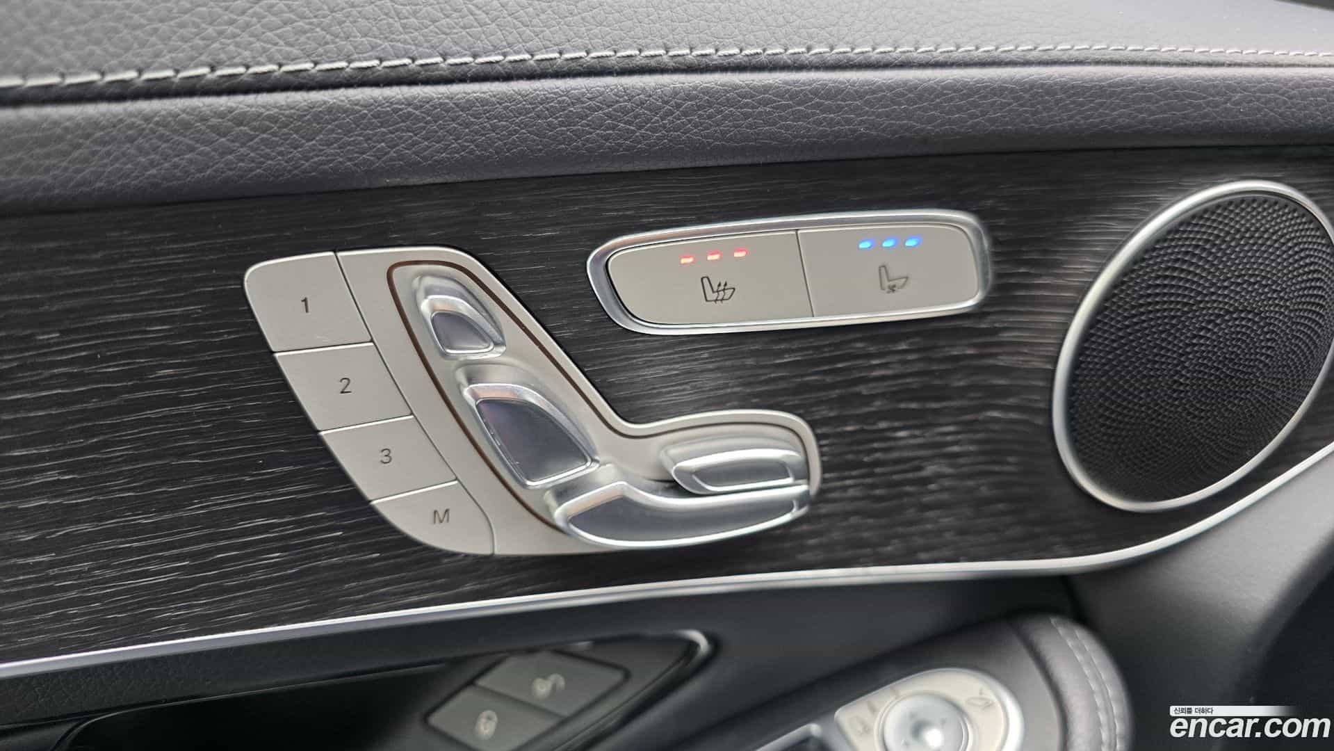 GLC-Class Mercedes-Benz 2021.8-OPTION-020