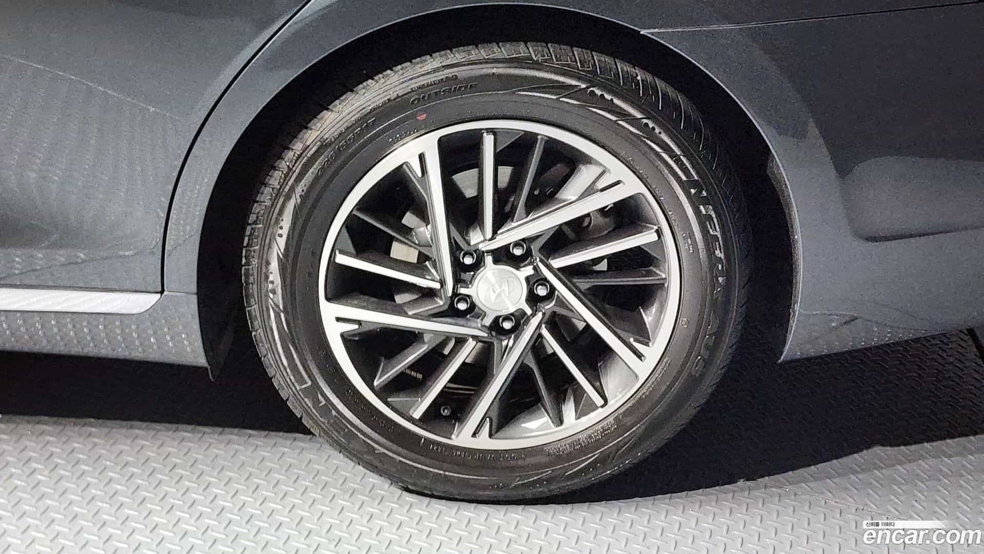 Grandeur Hyundai 2021.3-OUTER-031