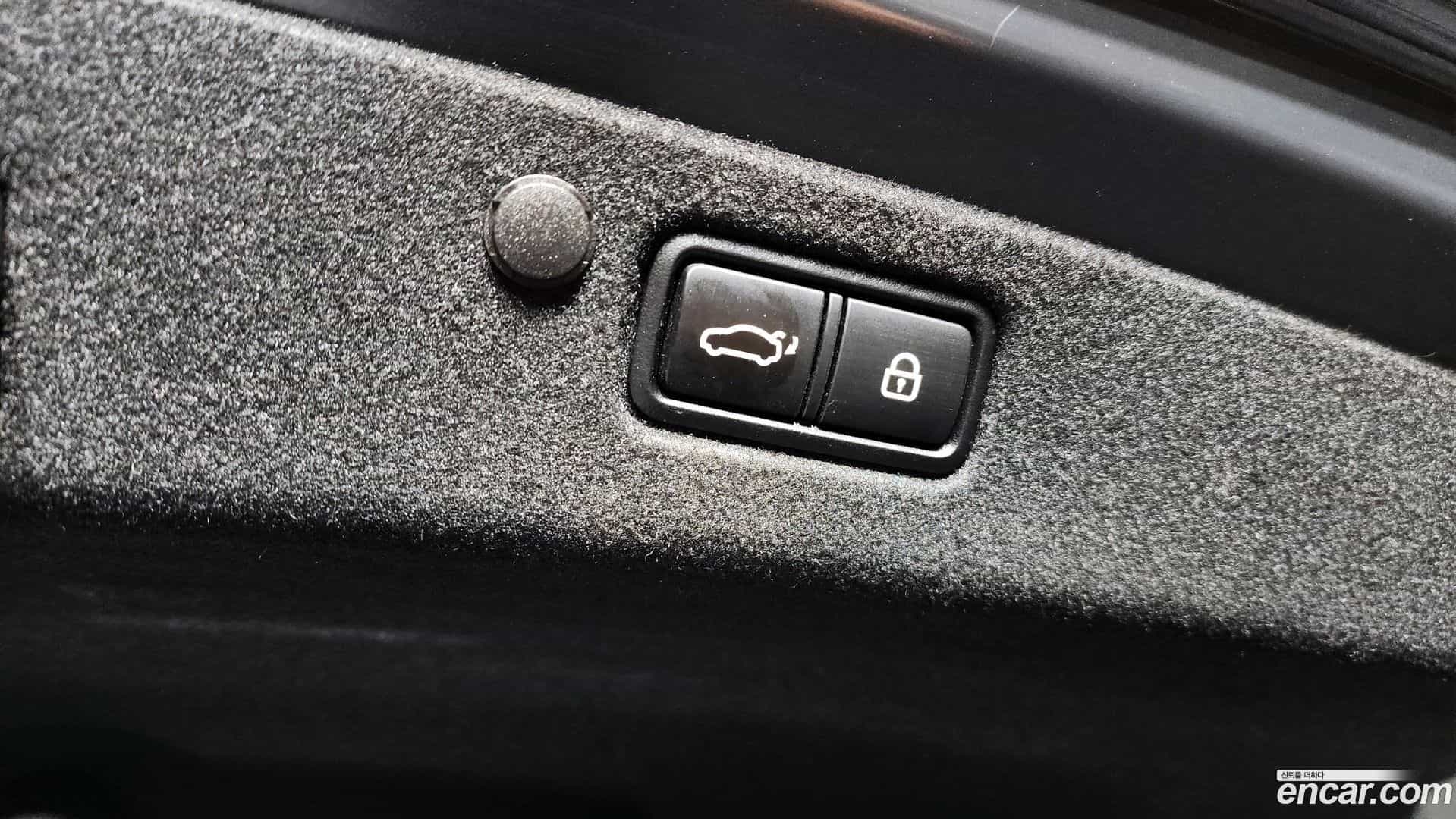 Grandeur Hyundai 2021.3-OPTION-043
