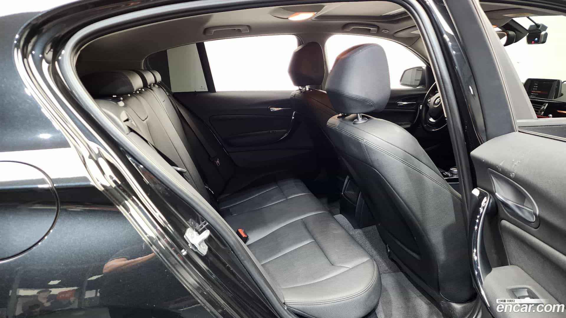 1-Series BMW 2018.11-INNER-036