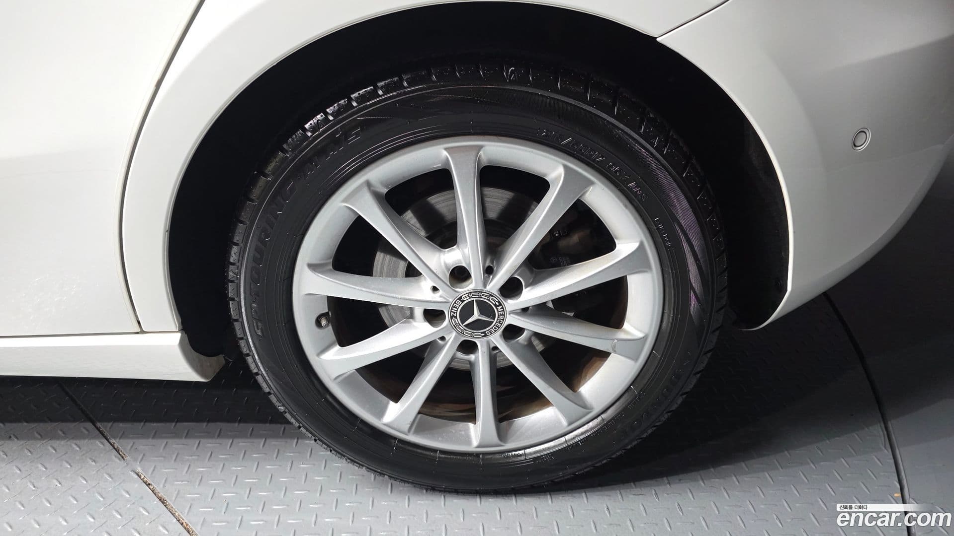 Main__Slider__Photo:A-Class Mercedes-Benz 2020.2-4