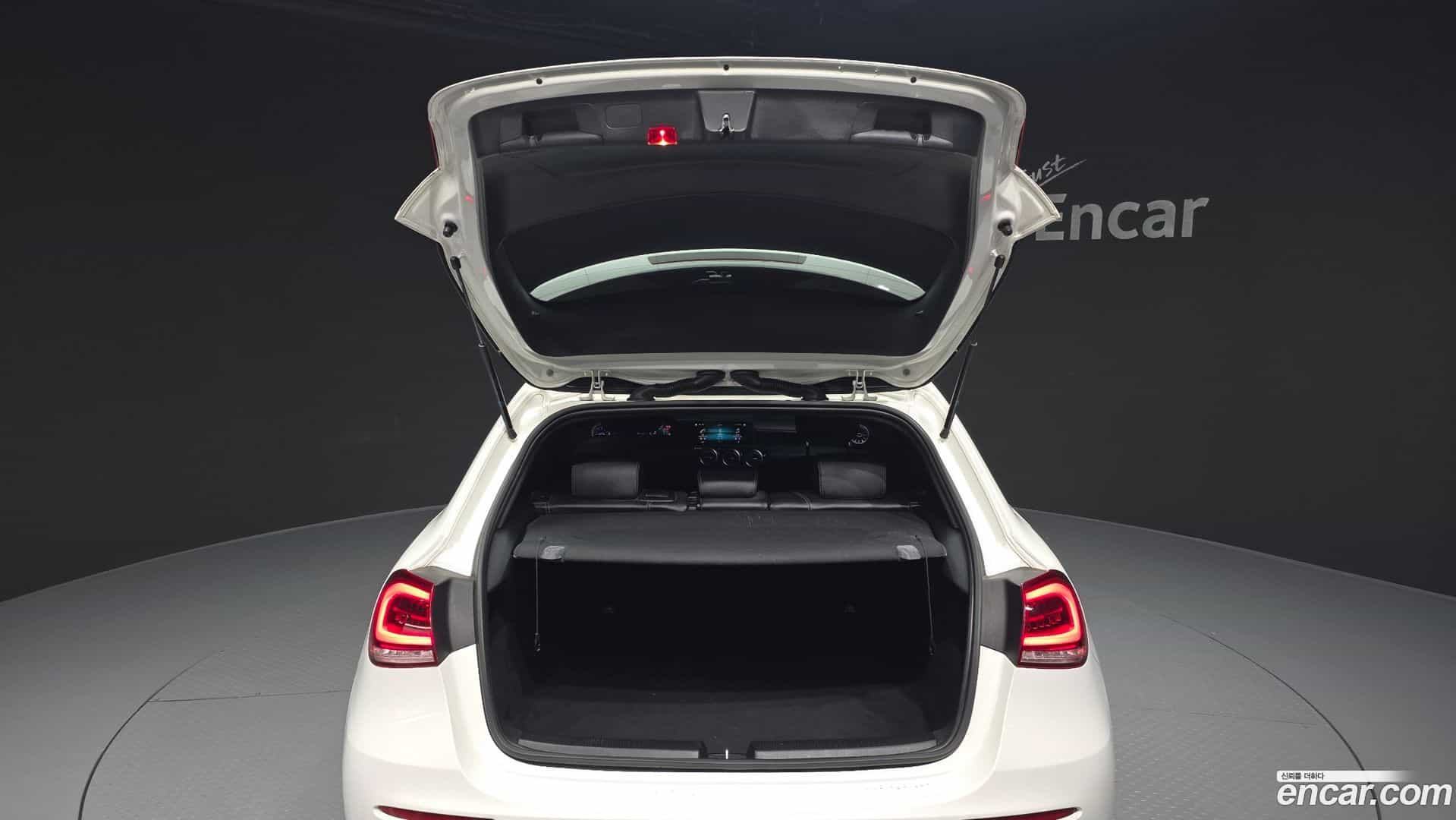 A-Class Mercedes-Benz 2020.2-OPTION-024