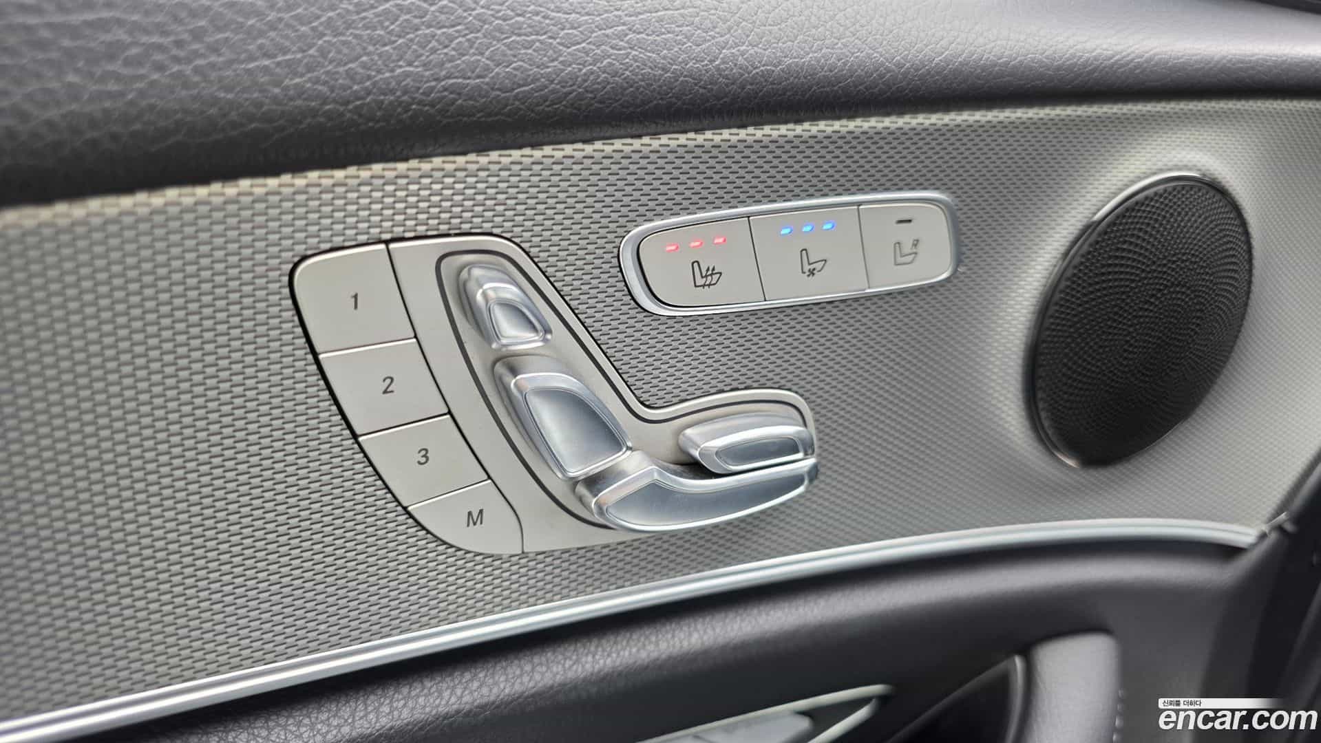 E-Class Mercedes-Benz 2017.4-OPTION-020